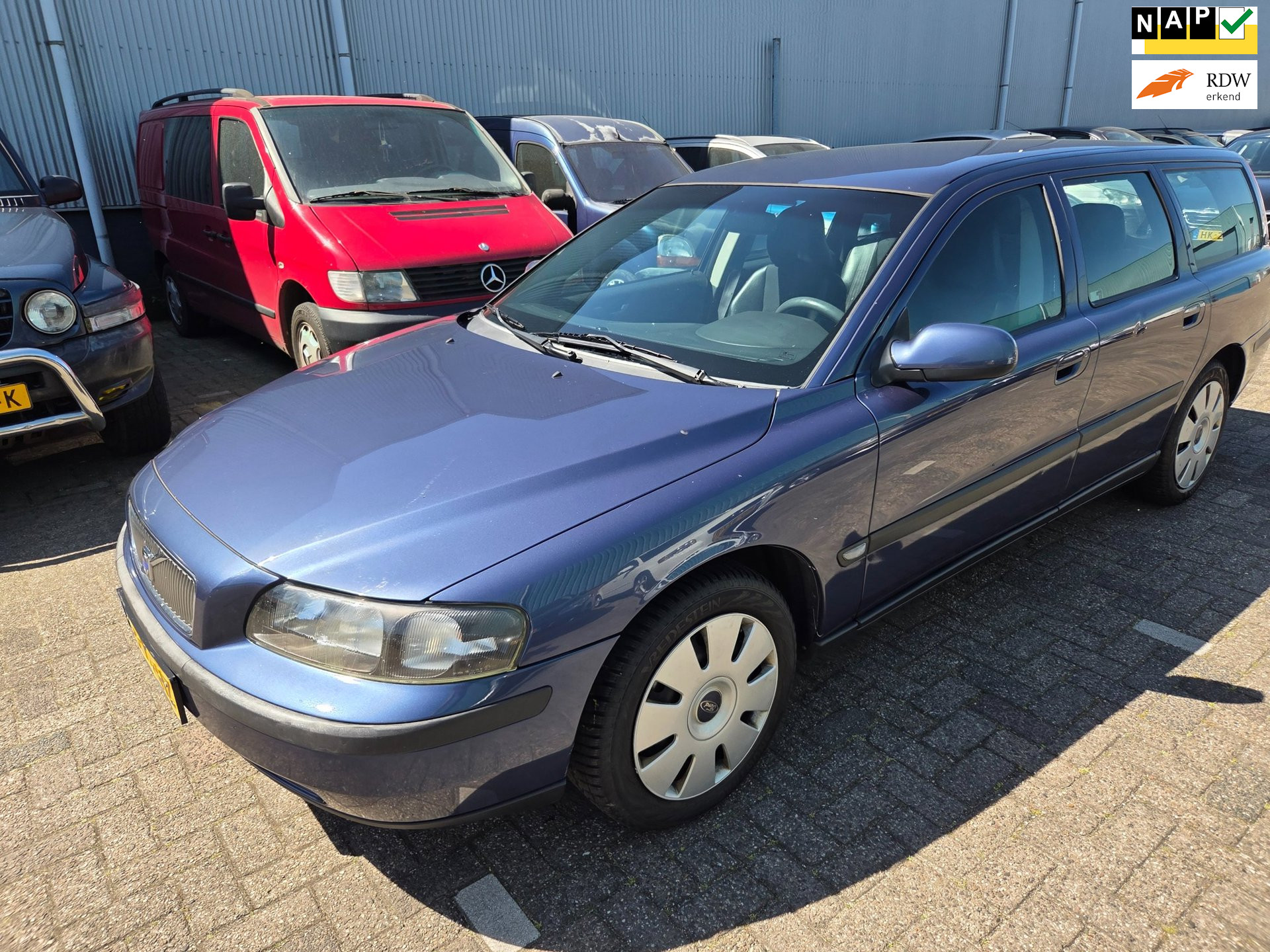 Volvo V70 2.4 Comfort Line LPG-G3 rijdt super 2001 - voorkant