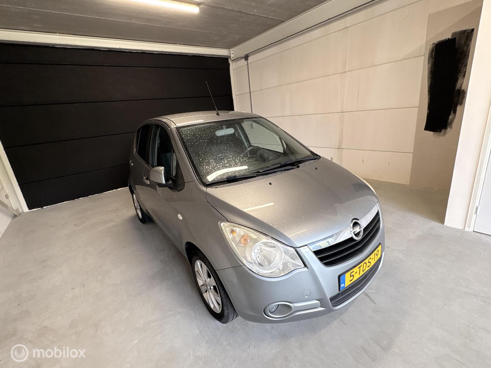 Foto van Opel Agila