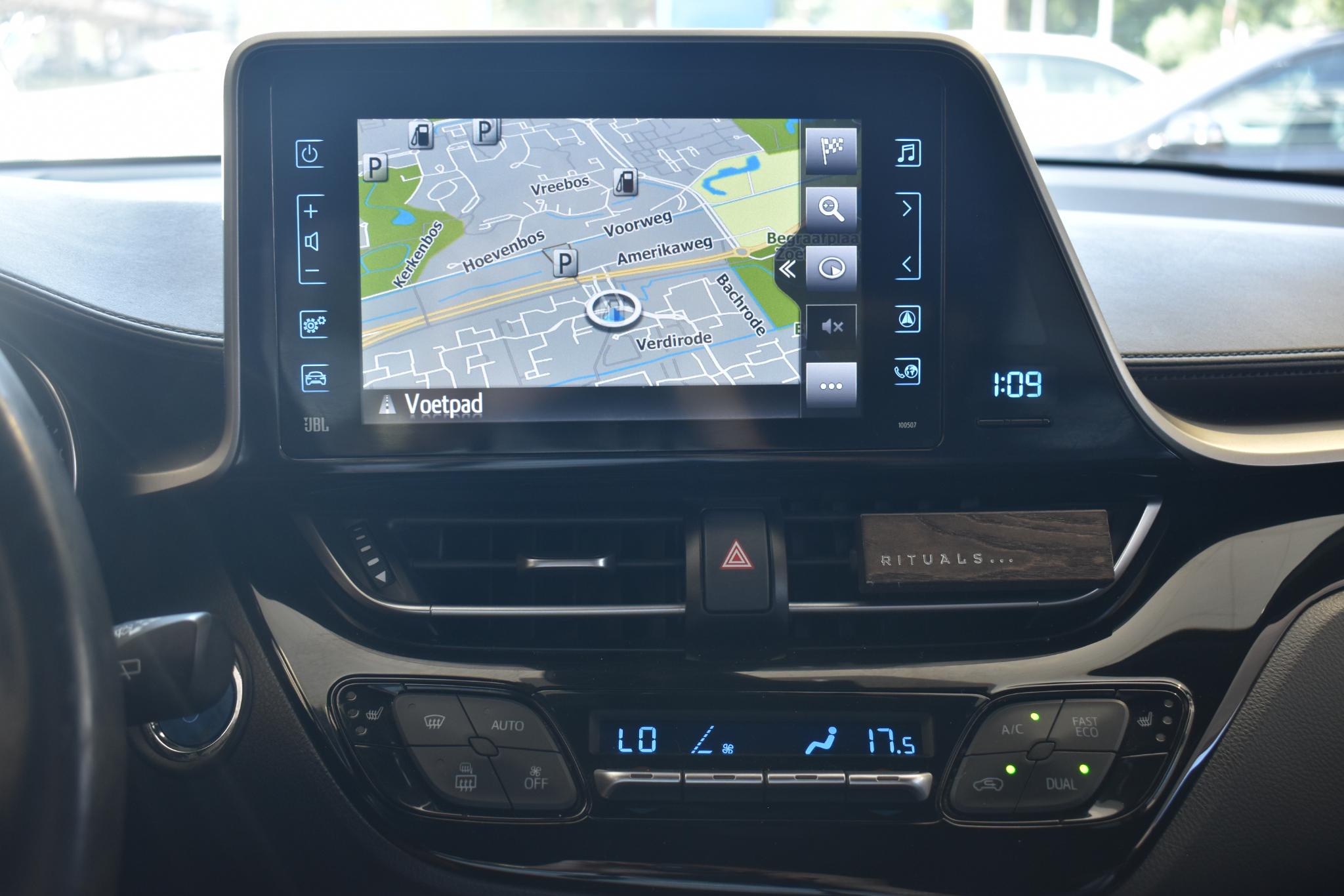 Foto van Toyota Toyota C-hr