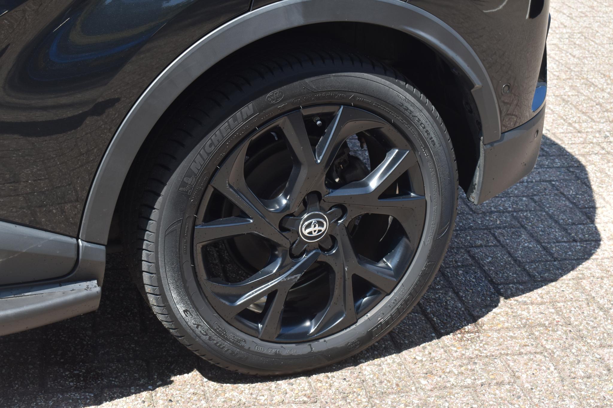 Foto van Toyota Toyota C-hr