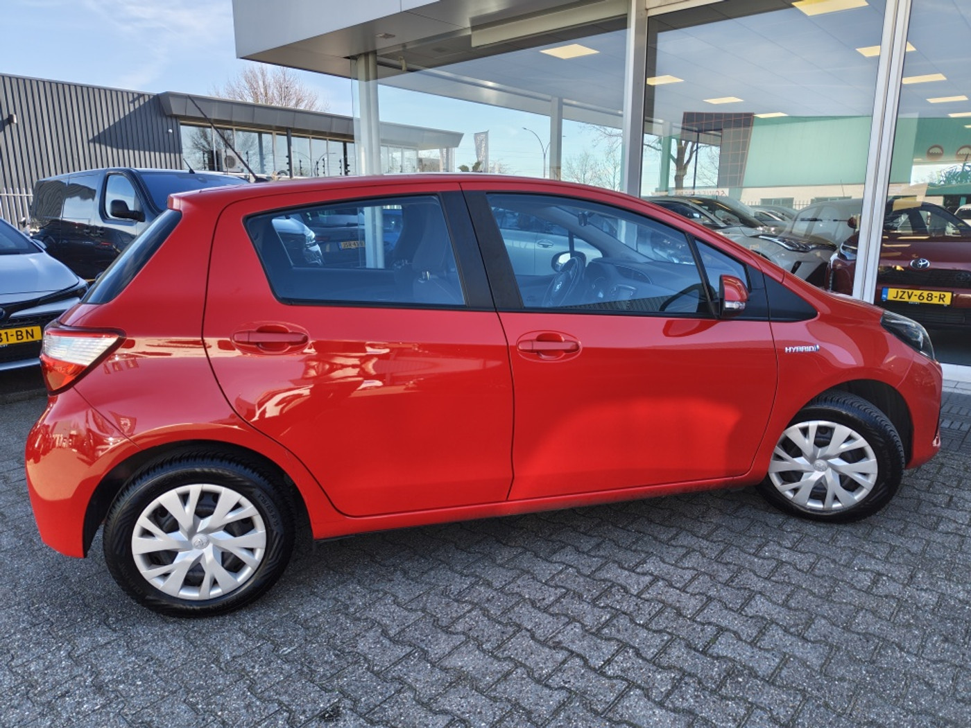 Foto van Toyota Toyota Yaris Hybrid