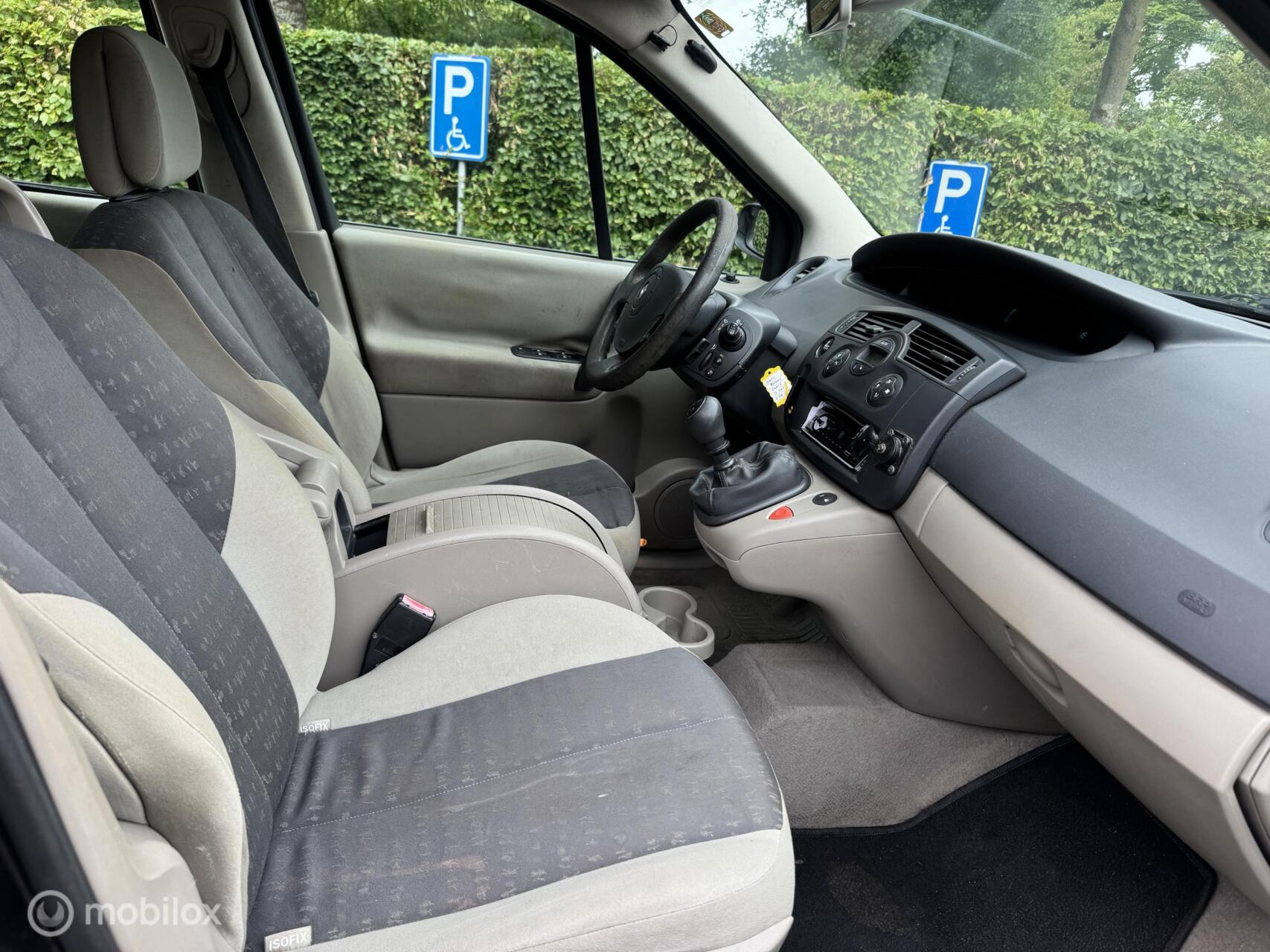Foto van Renault Grand Scenic