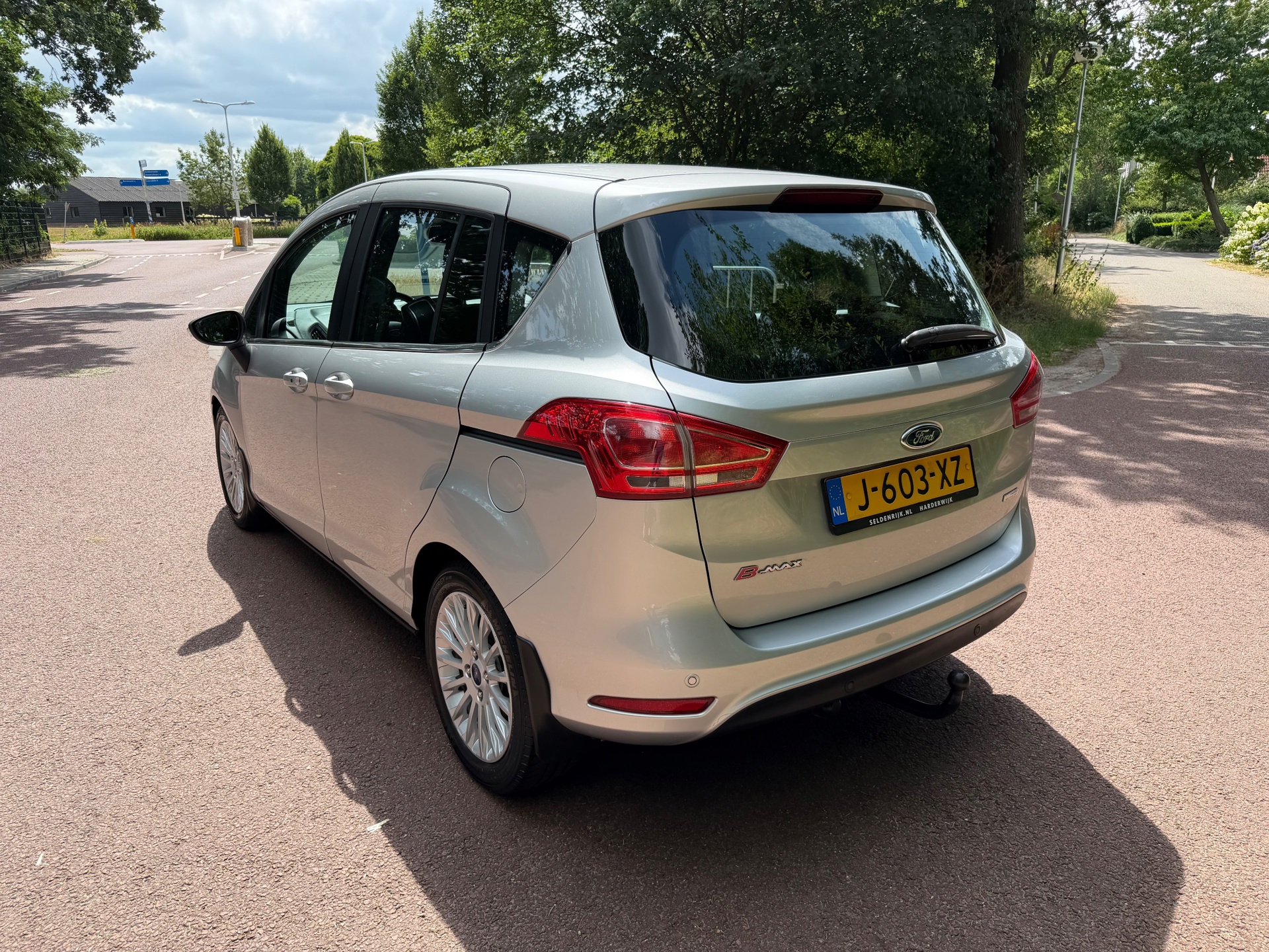 Foto van Ford B-max