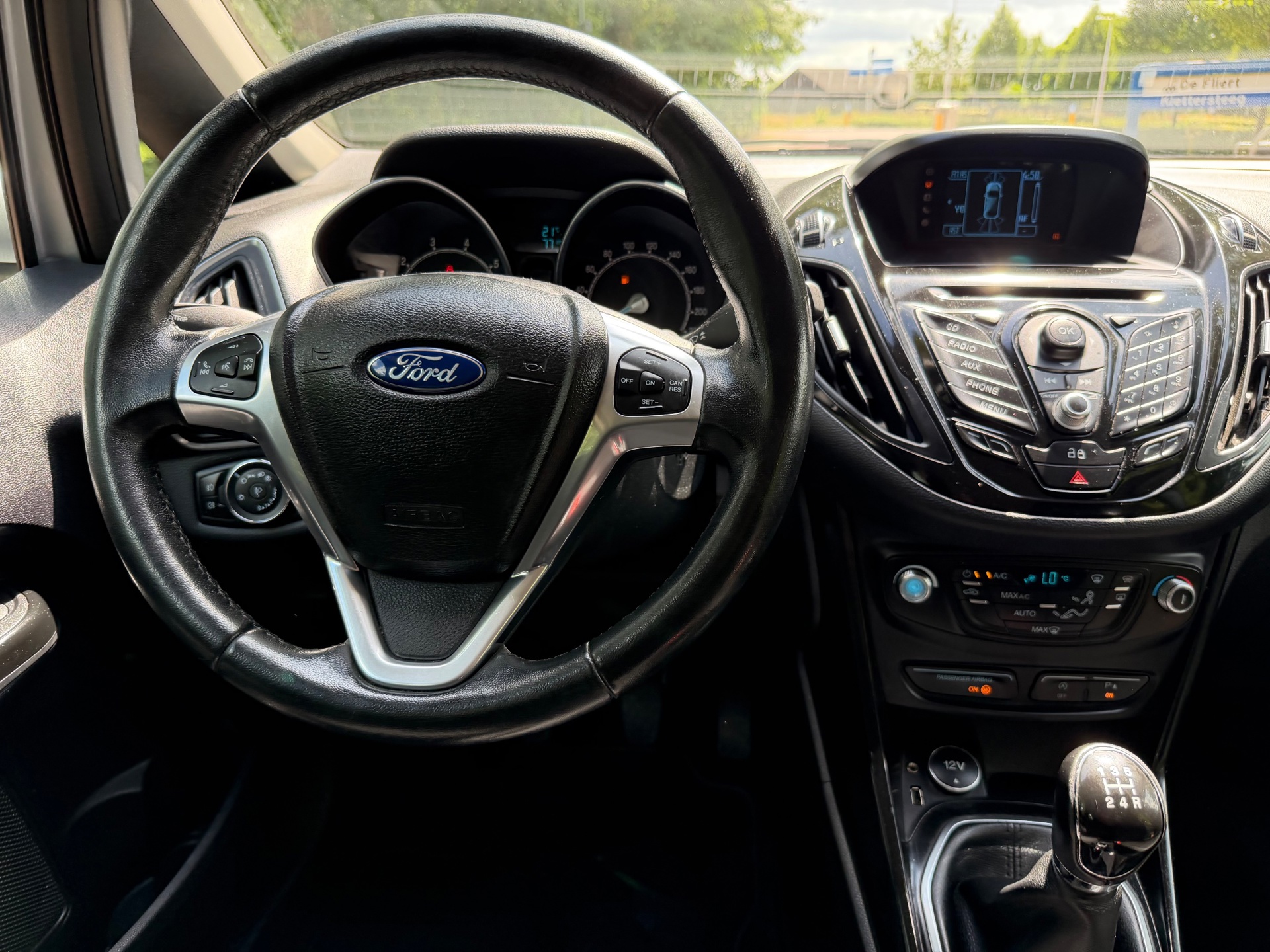 Foto van Ford B-max
