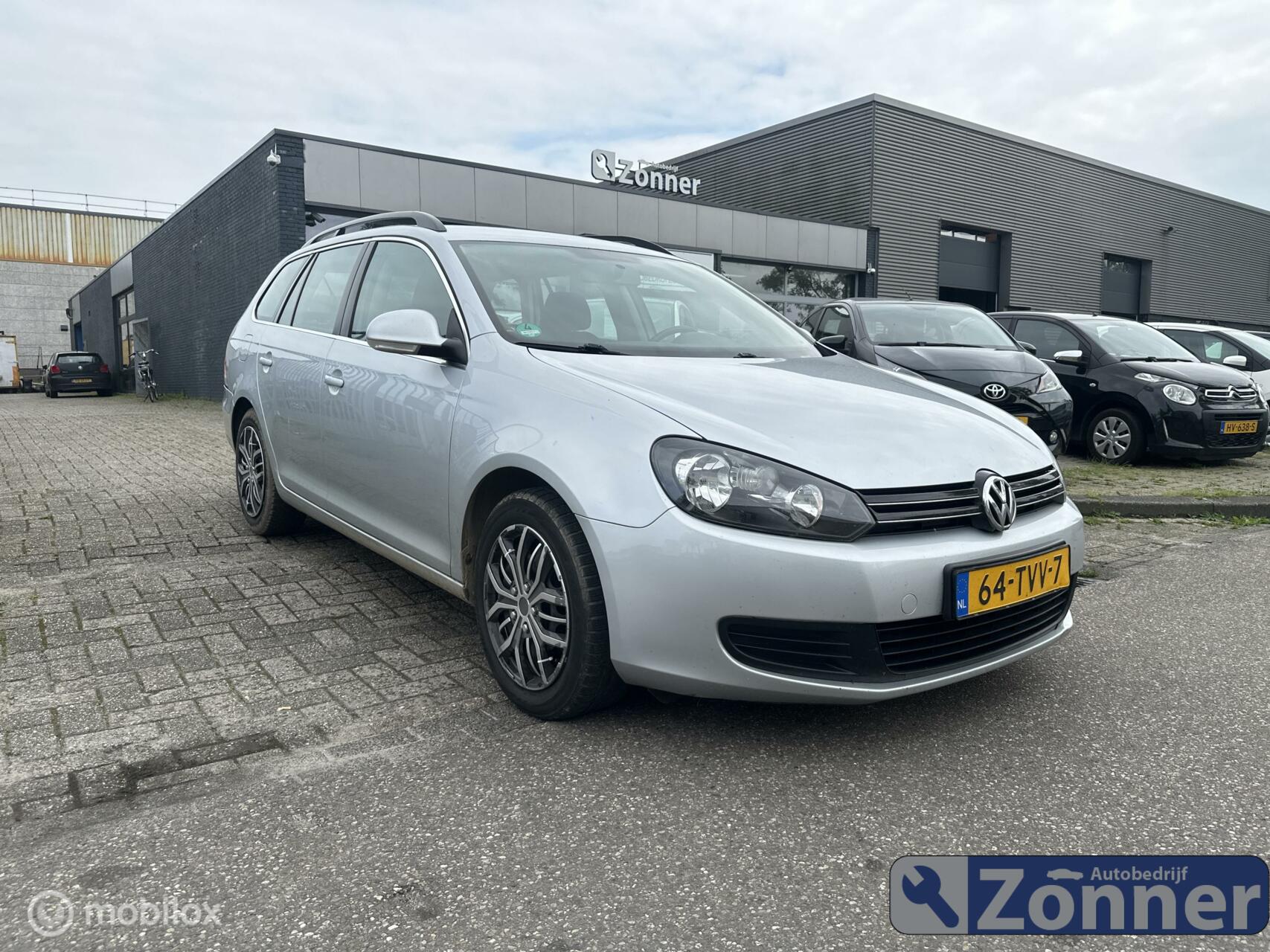 Volkswagen Golf Variant 1.6 TDI Highline BlueMotion 2012 - voorkant