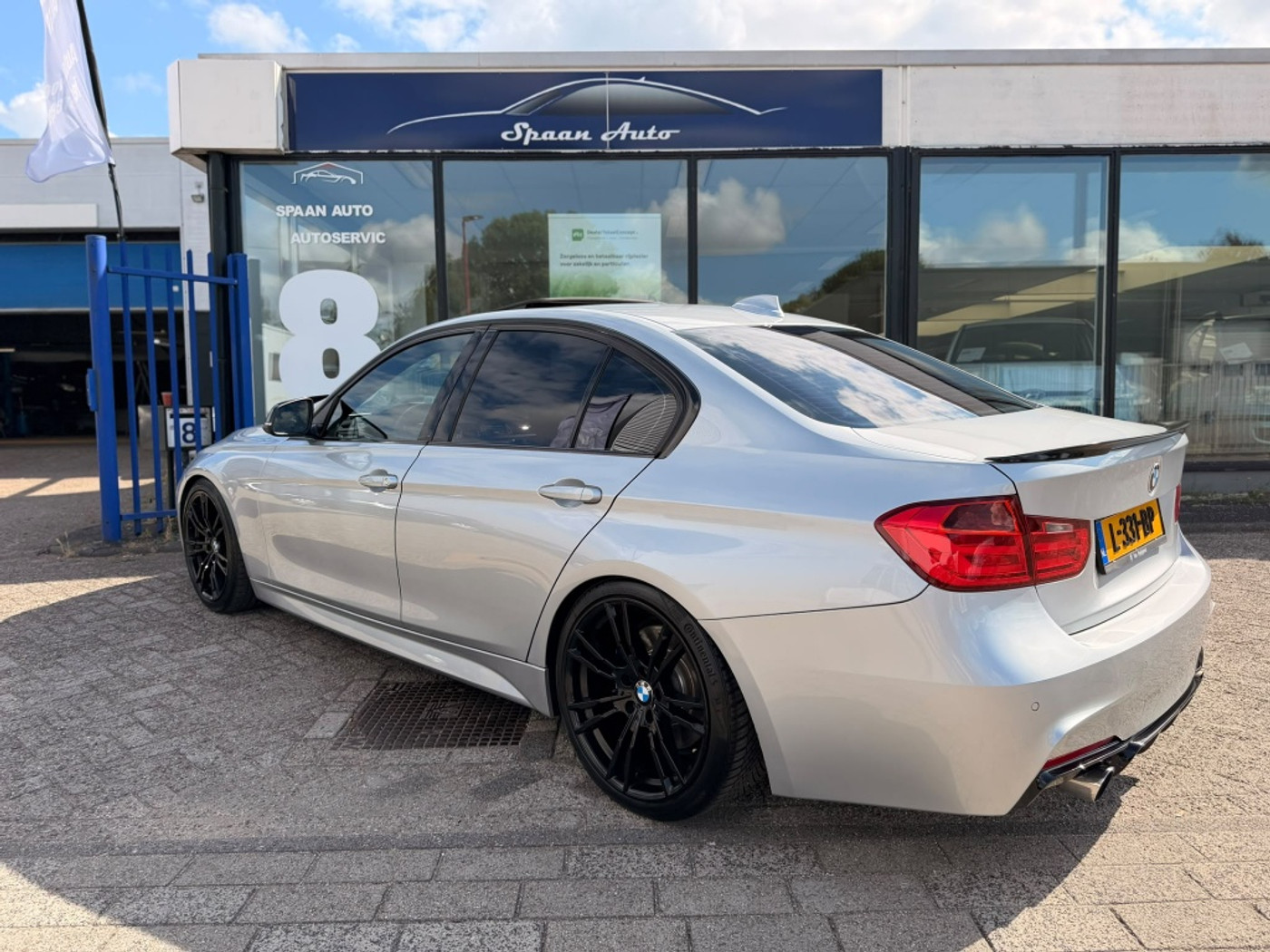 Foto van BMW 335i xDrive