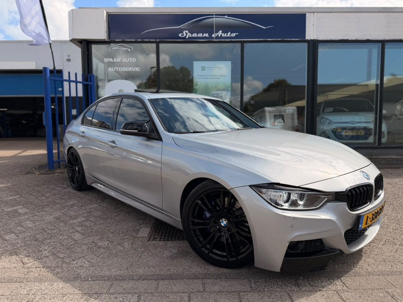 Foto van BMW 335i xDrive