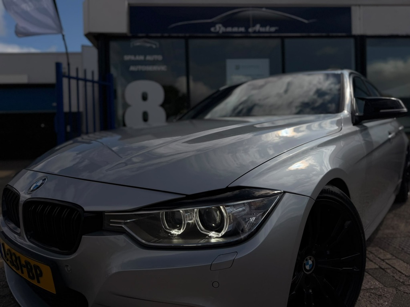 Foto van BMW 335i xDrive