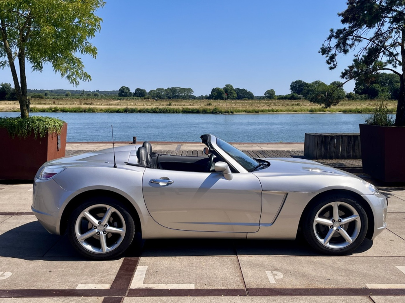 Foto van Opel GT