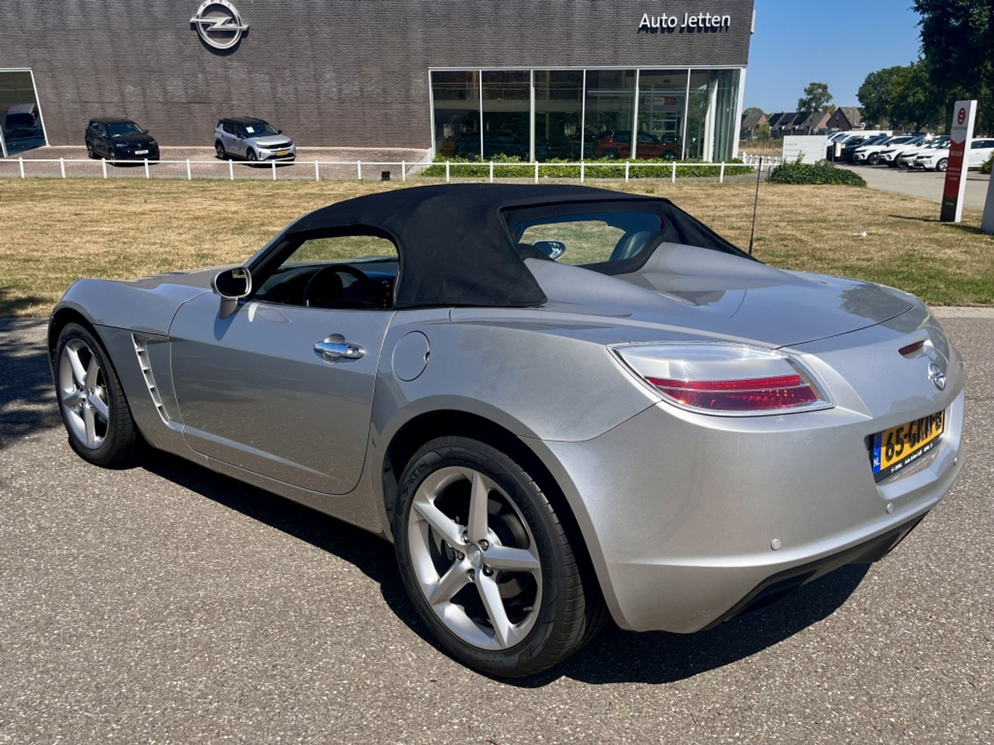 Foto van Opel GT