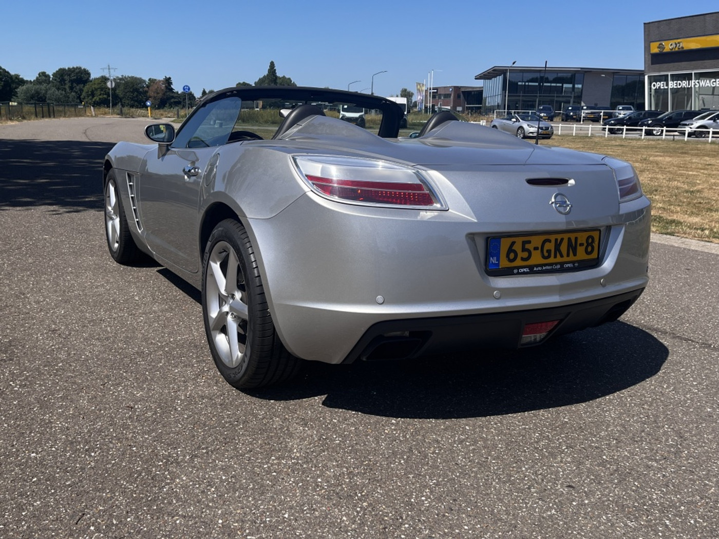 Foto van Opel GT