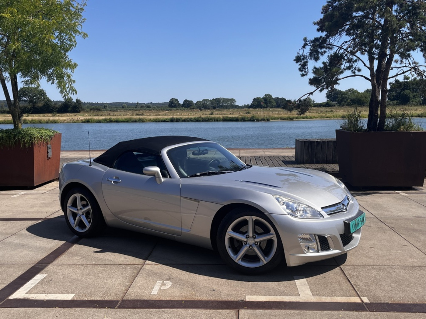 Foto van Opel GT