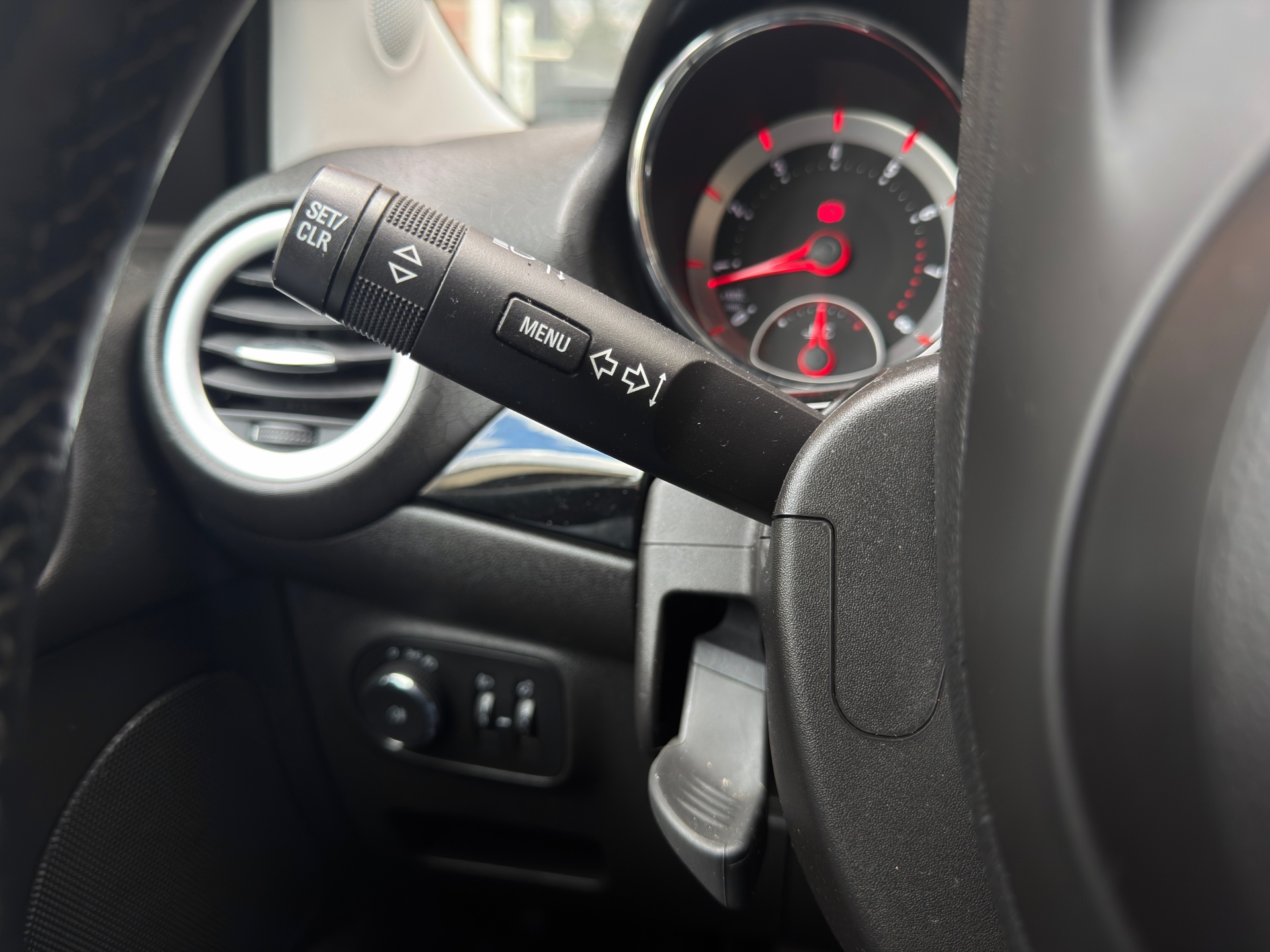 Foto van Opel Adam