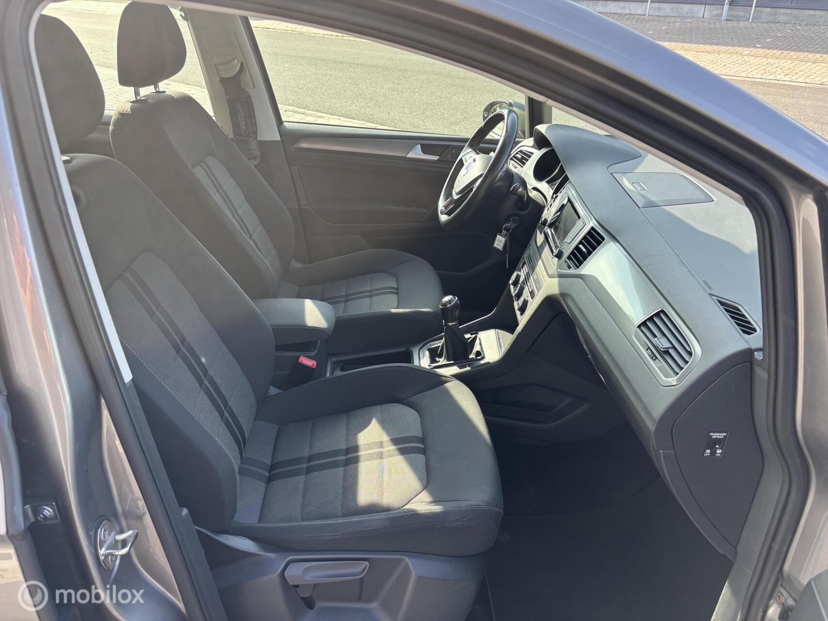 Foto van Volkswagen Golf Sportsvan