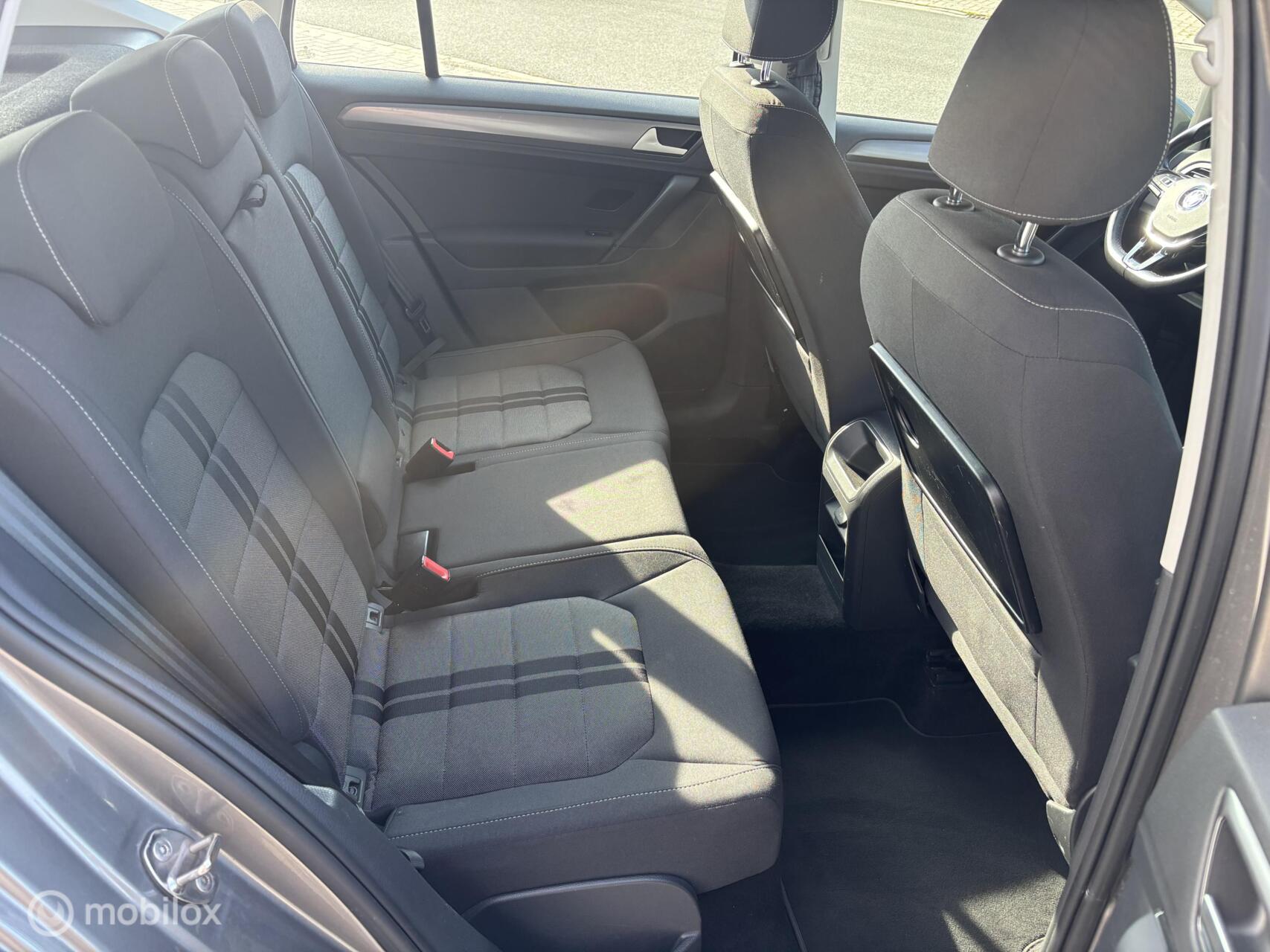 Foto van Volkswagen Golf Sportsvan