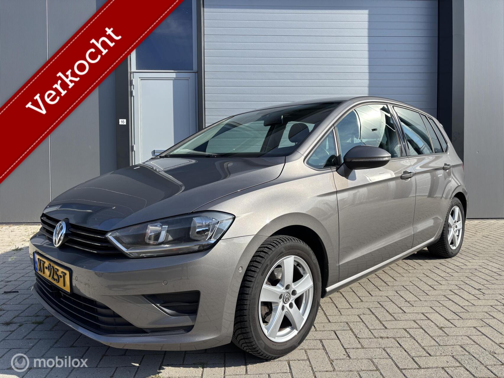 Volkswagen Golf Sportsvan 1.6 TDI Comfortline 2015 - voorkant