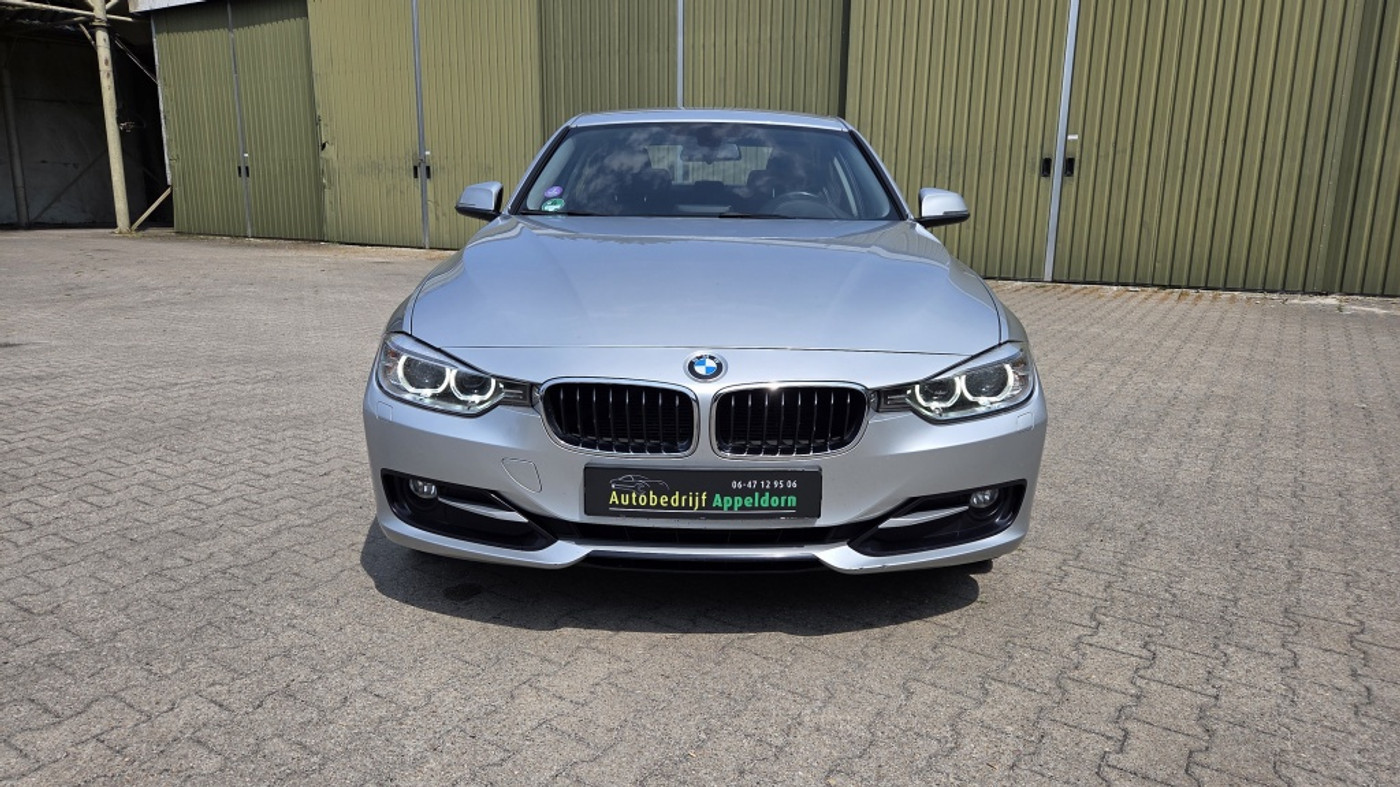 Foto van BMW 316i
