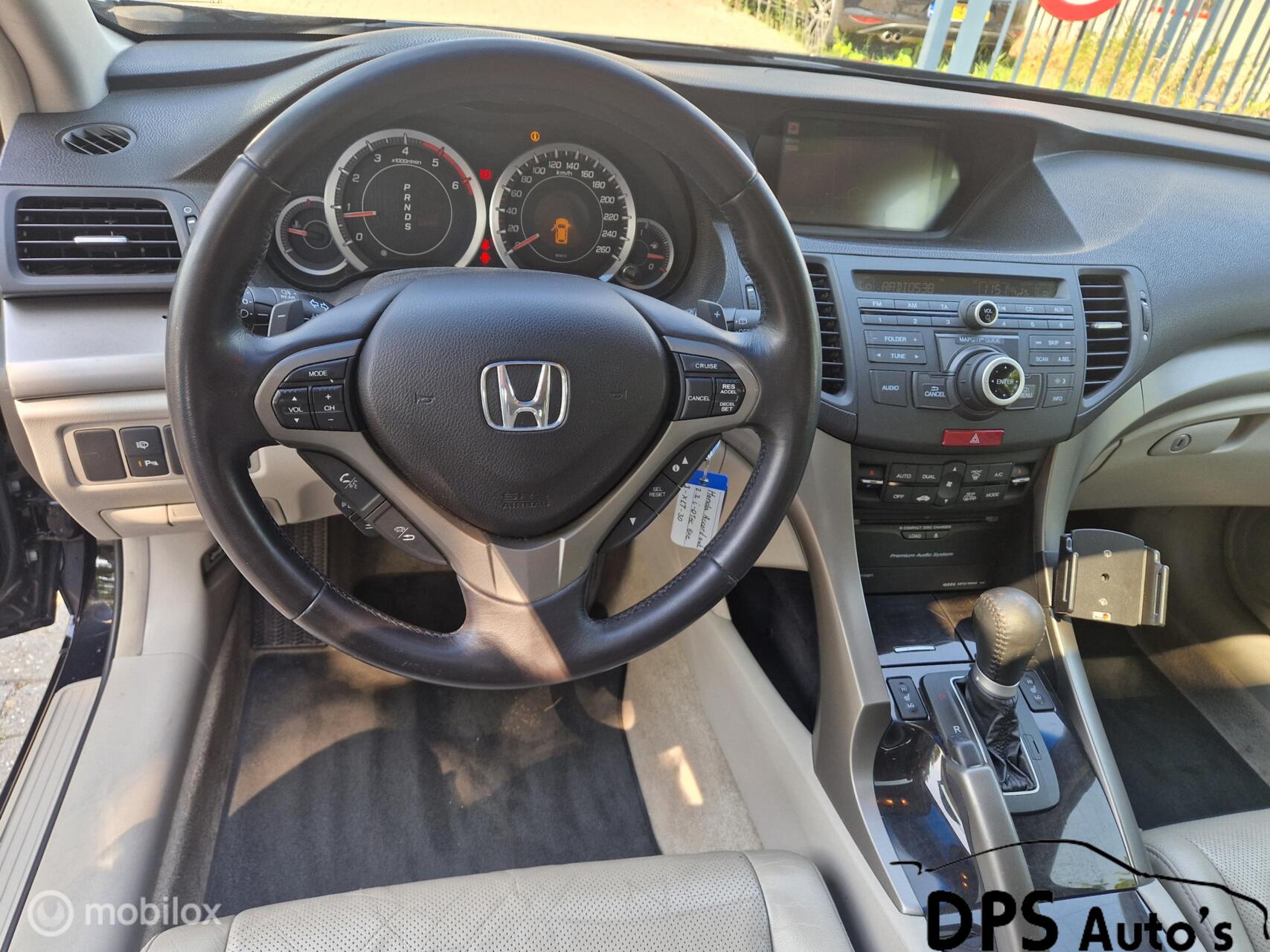 Foto van Honda Accord Tourer