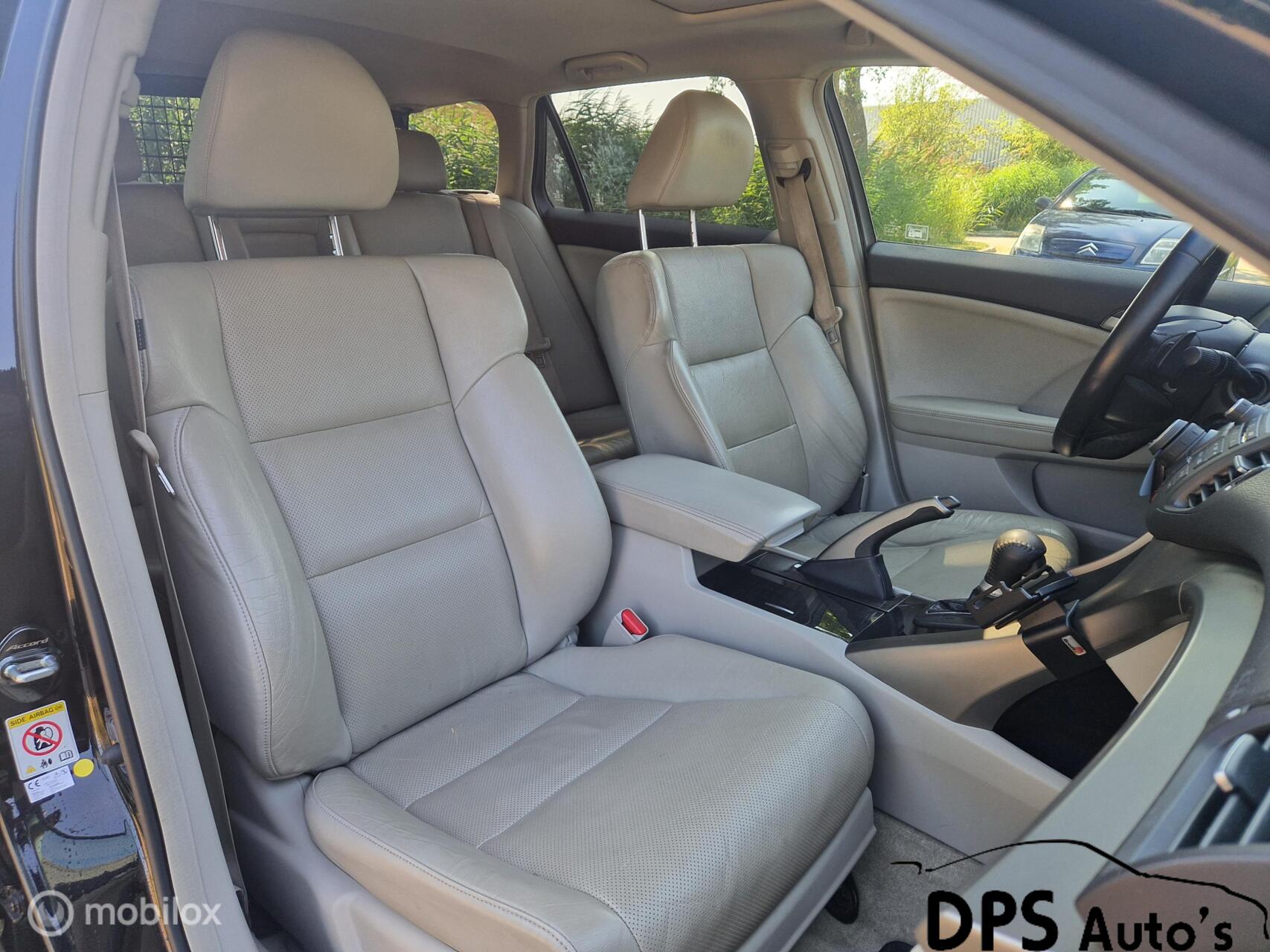 Foto van Honda Accord Tourer