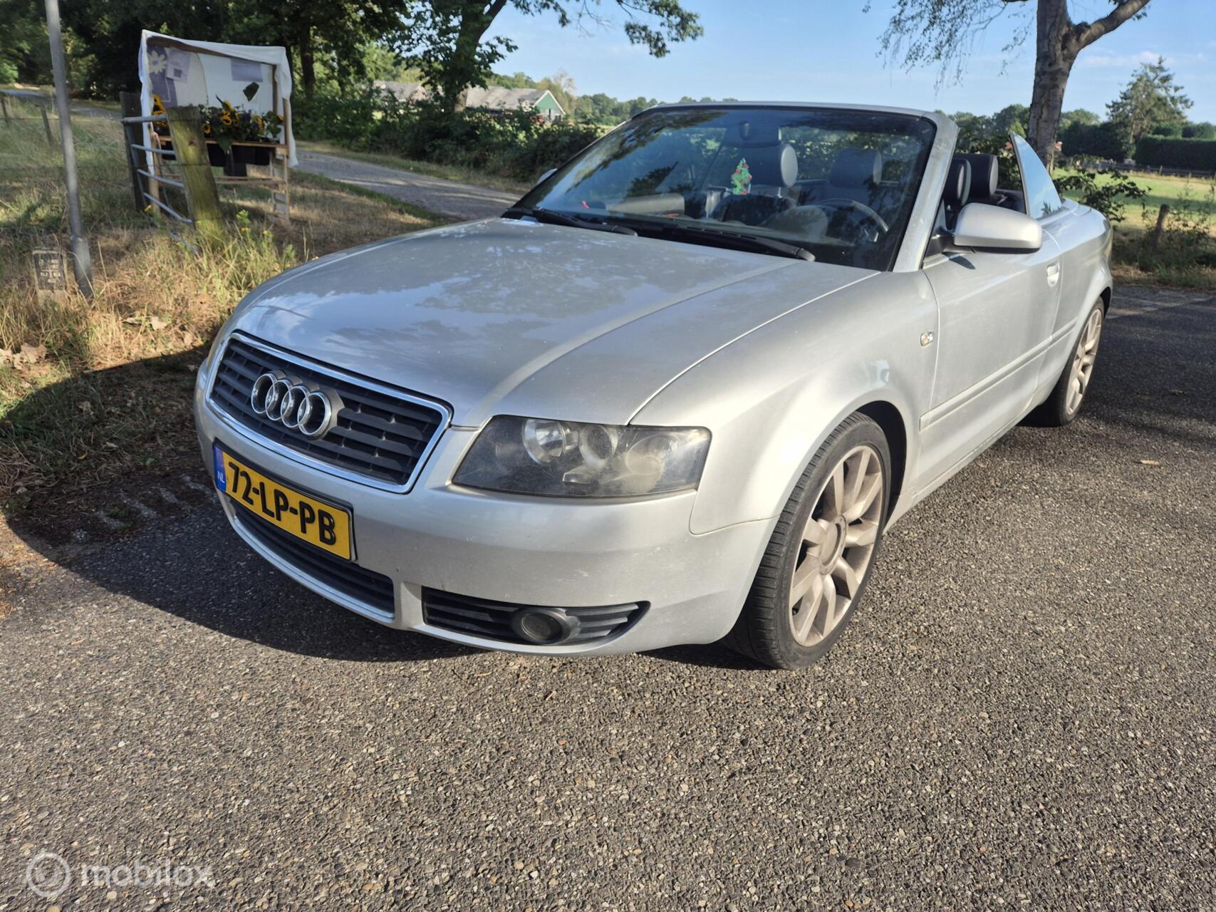 Audi Audi A4 Cabriolet 2.4 V6 Exclusive 2003 2003 - voorkant