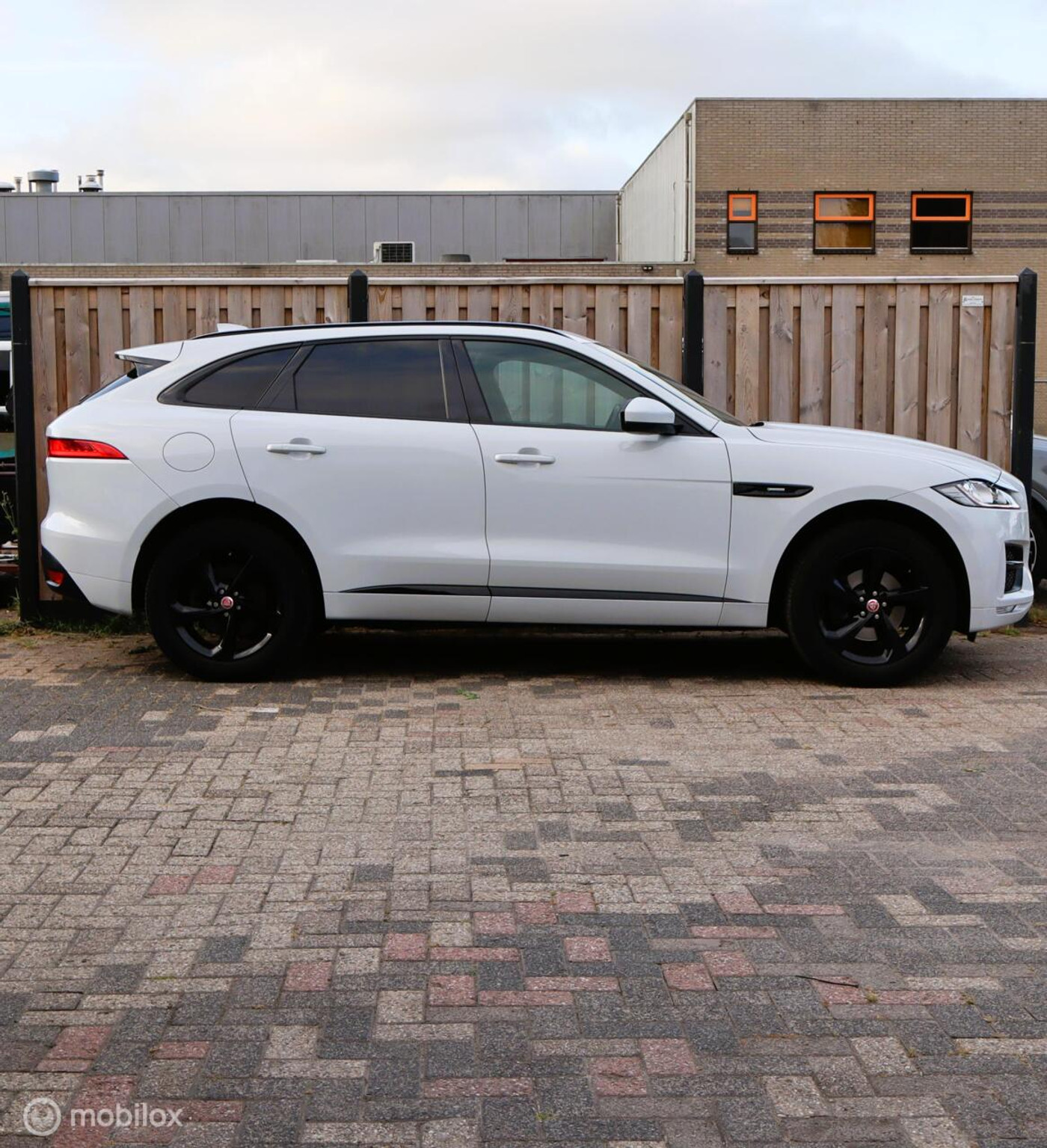Foto van Jaguar Jaguar F-pace