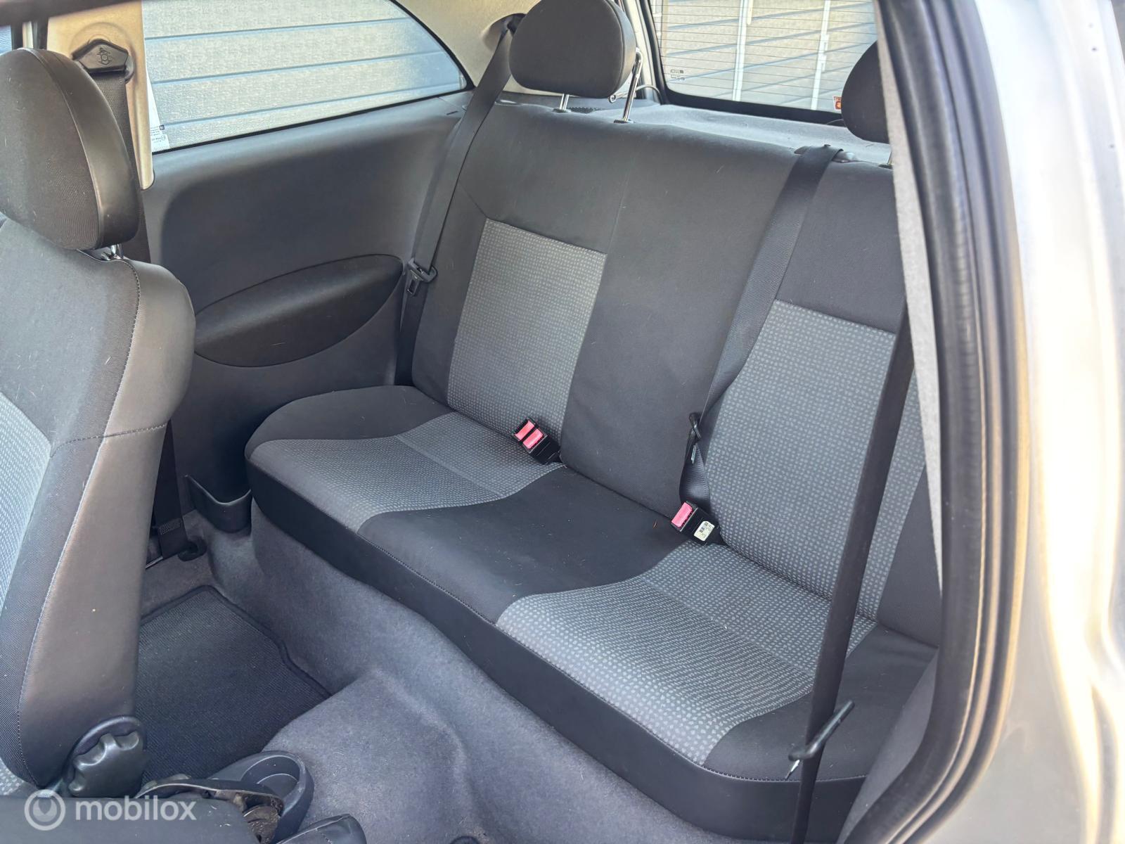 Foto van Opel Corsa-c