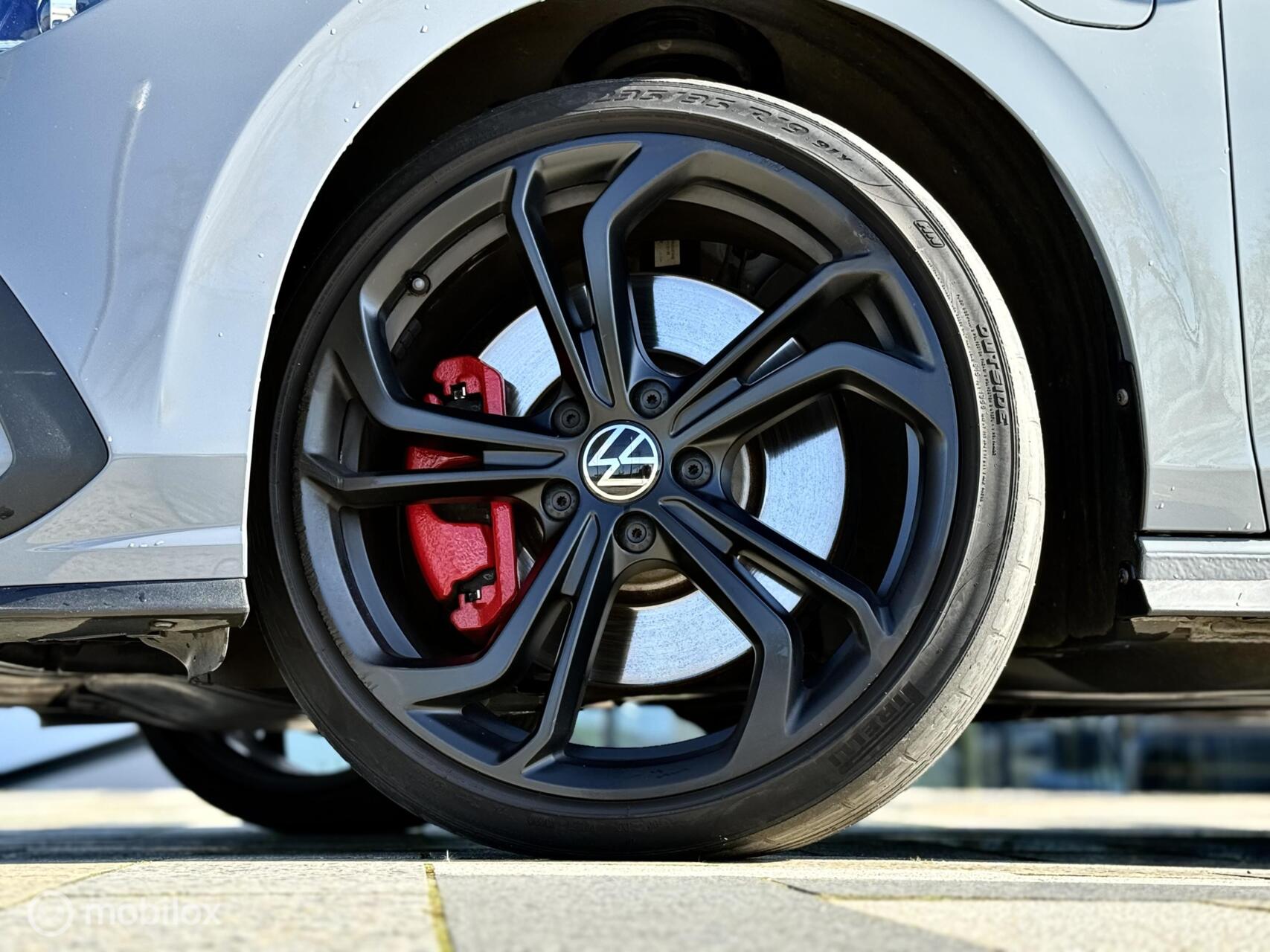 Foto van Volkswagen Golf GTE