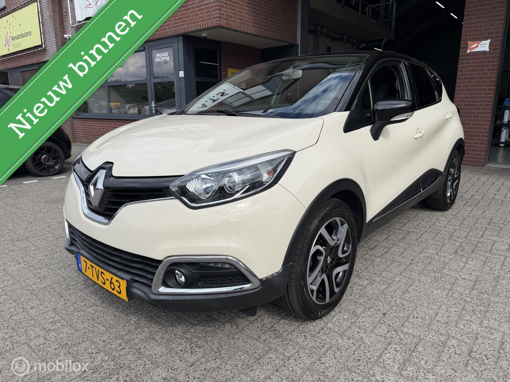 Renault Captur 0.9 TCe Dynamique NAVI*CAMERA*TREKHAAK*PDC* 2014 - voorkant