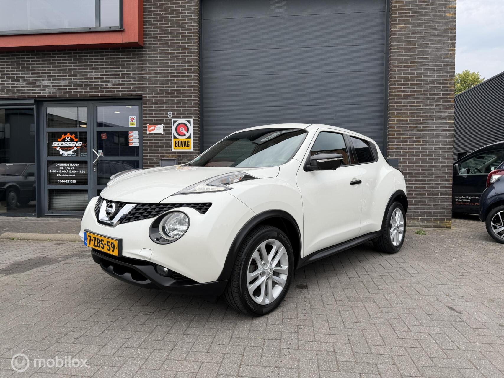 Nissan Nissan Juke 1.2 DIG-T S/S Tekna 2014 - voorkant