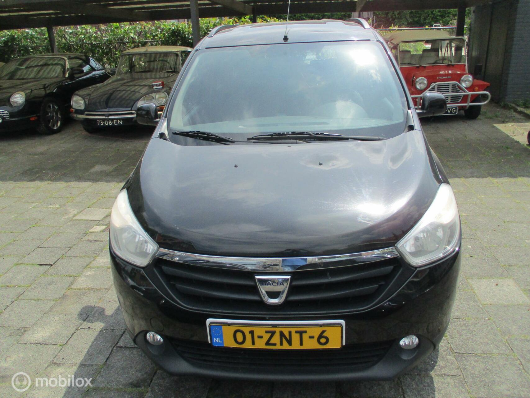 Foto van Dacia Lodgy