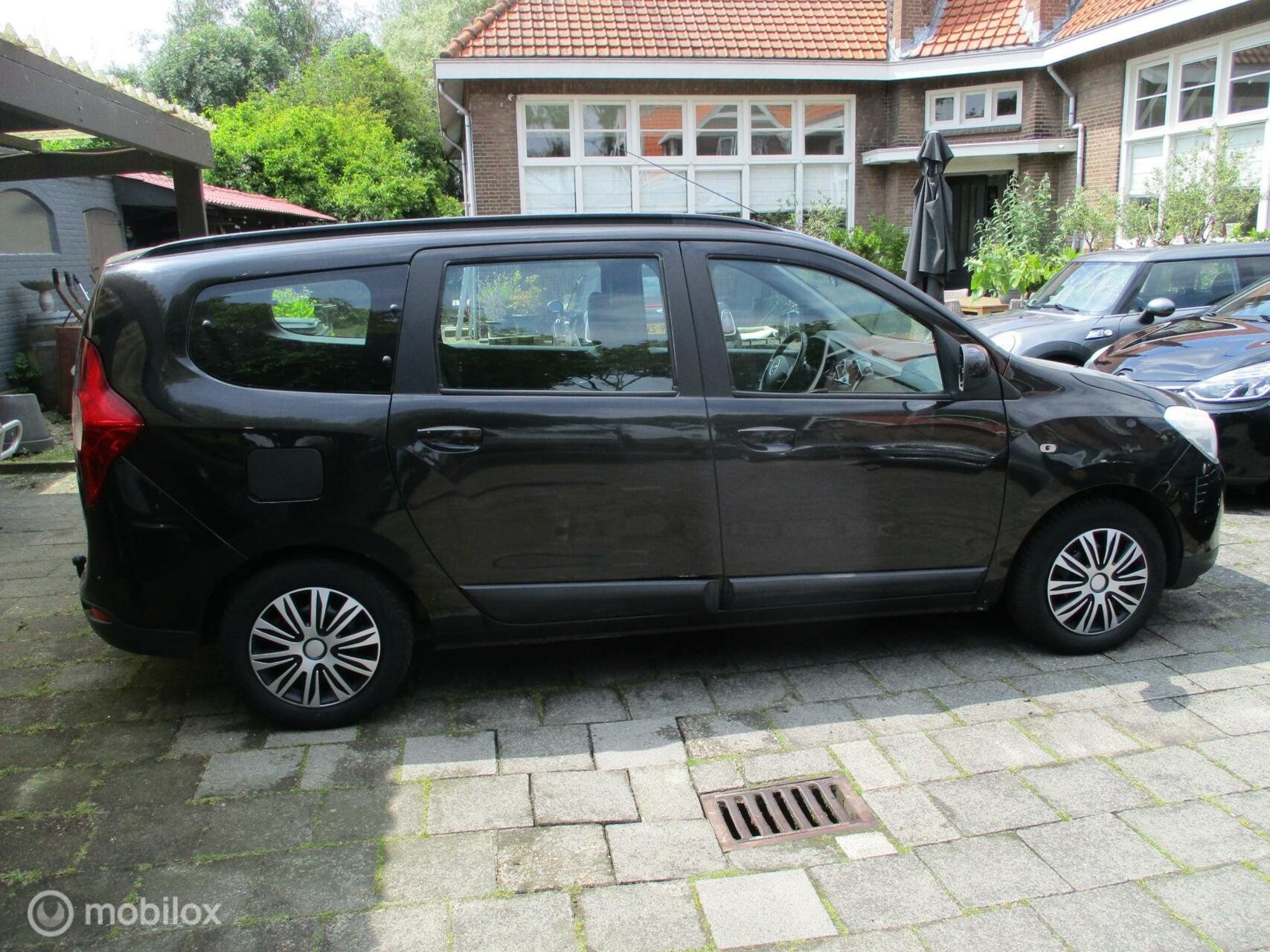 Foto van Dacia Lodgy