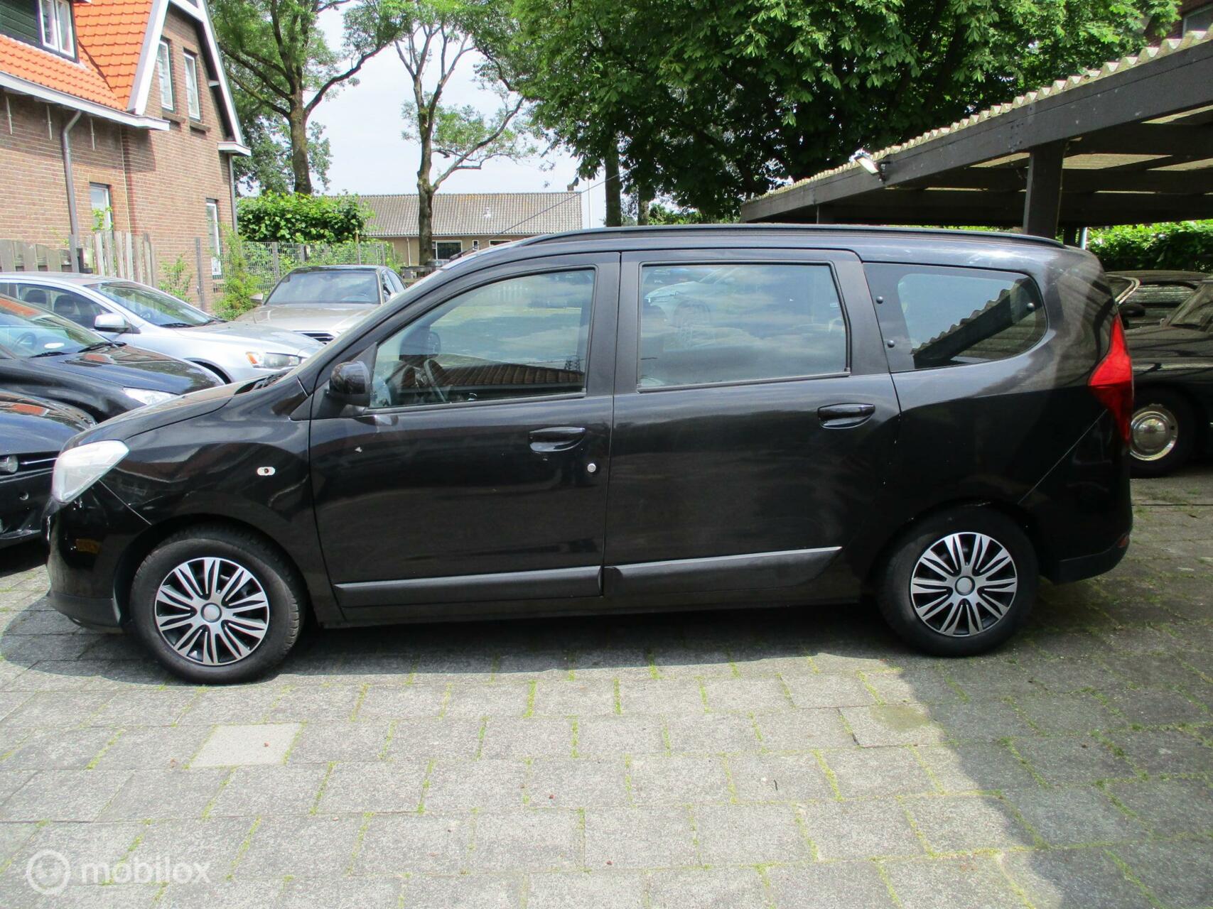 Foto van Dacia Lodgy