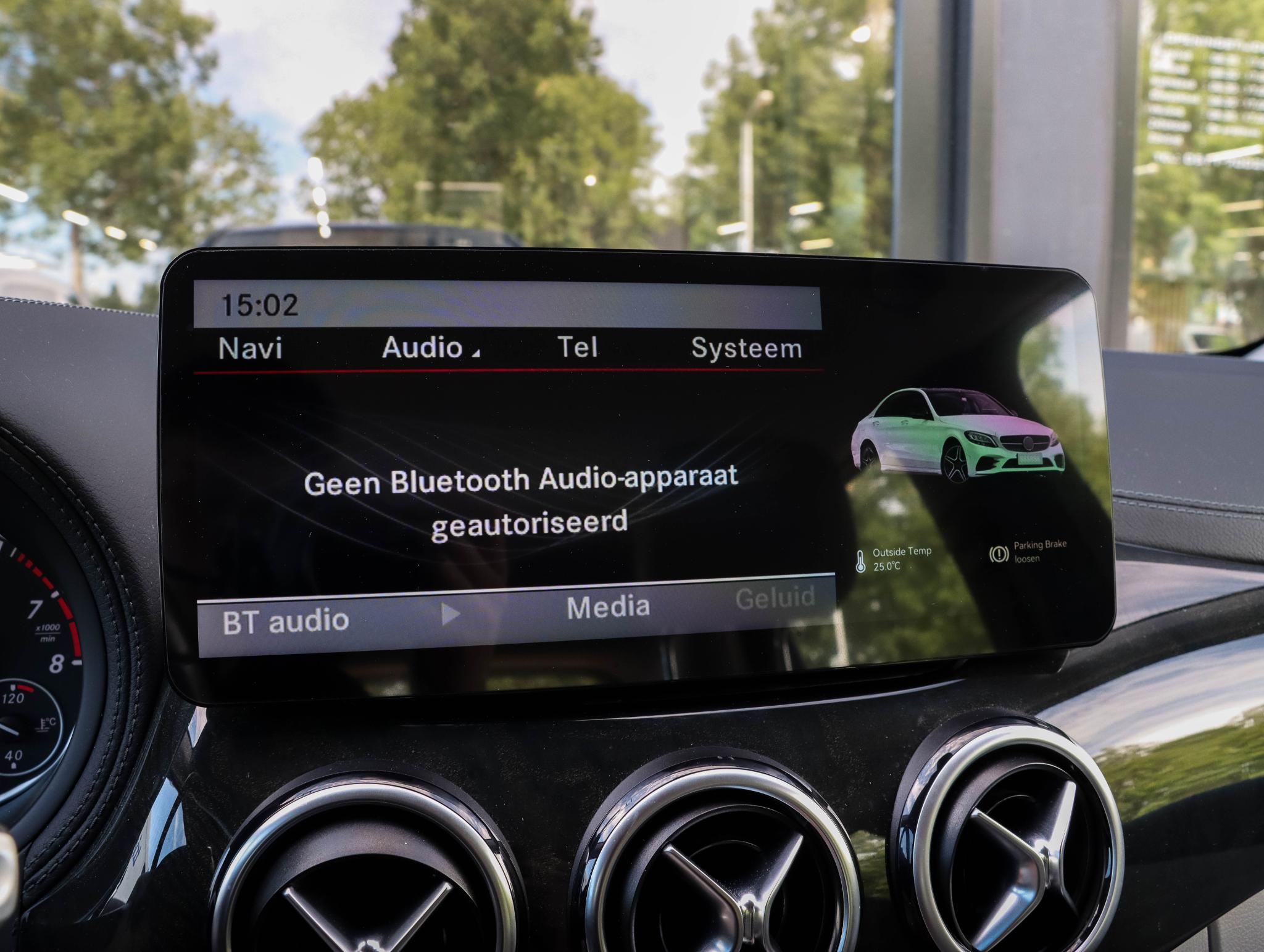 Foto van Mercedes-Benz B 200