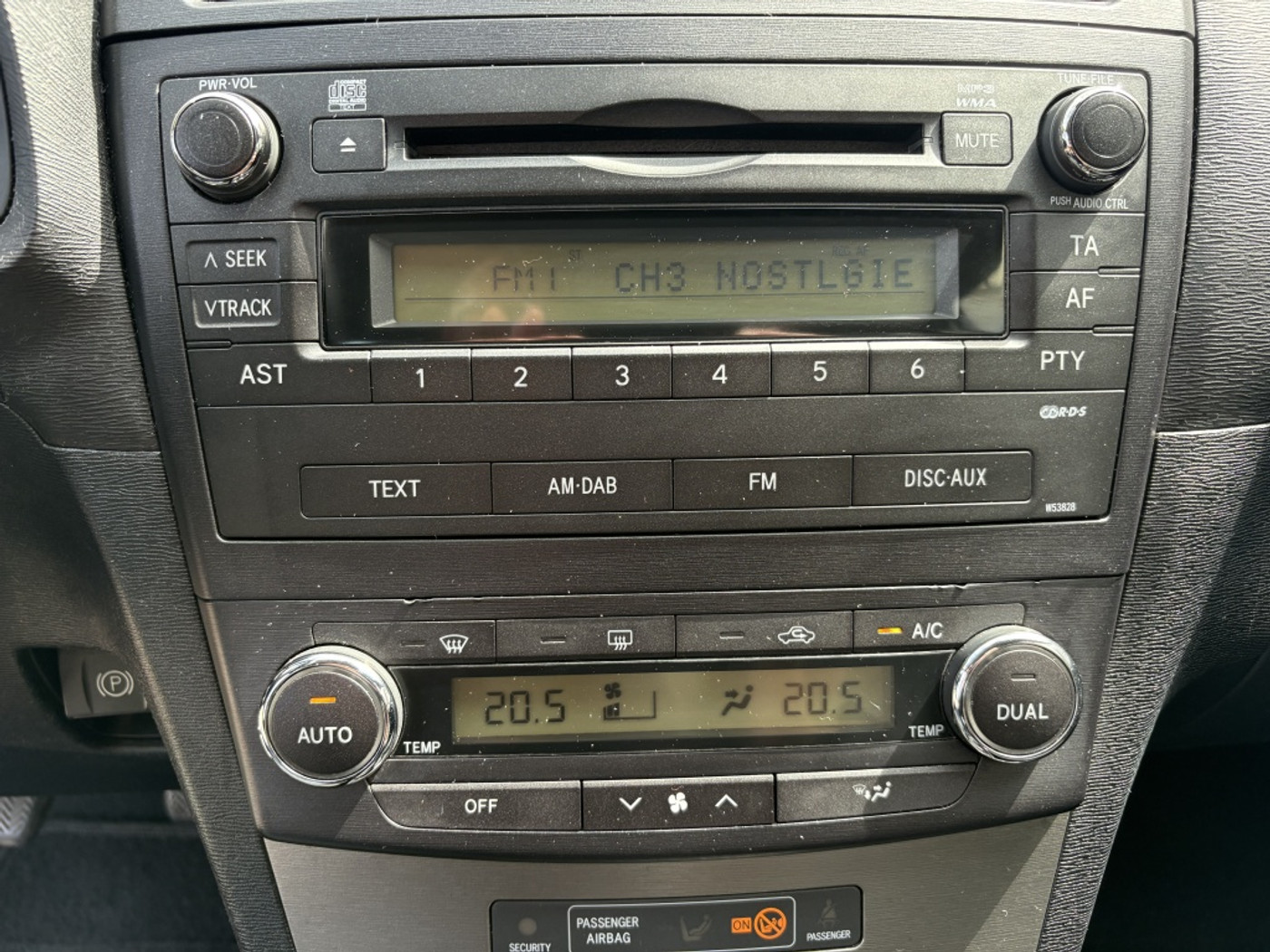 Foto van Toyota Toyota Avensis