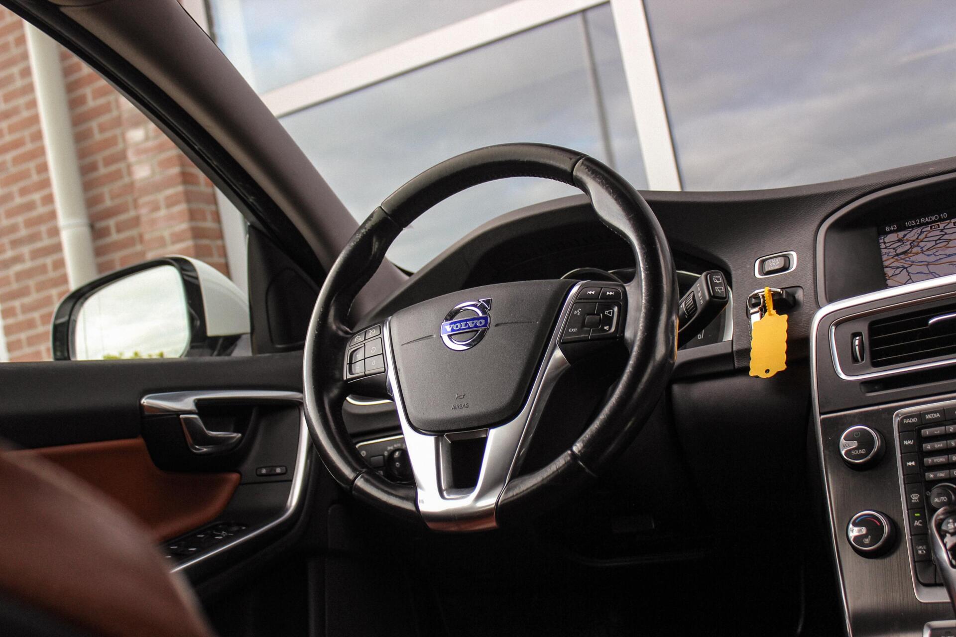 Foto van Volvo V60 Plug In Hybrid