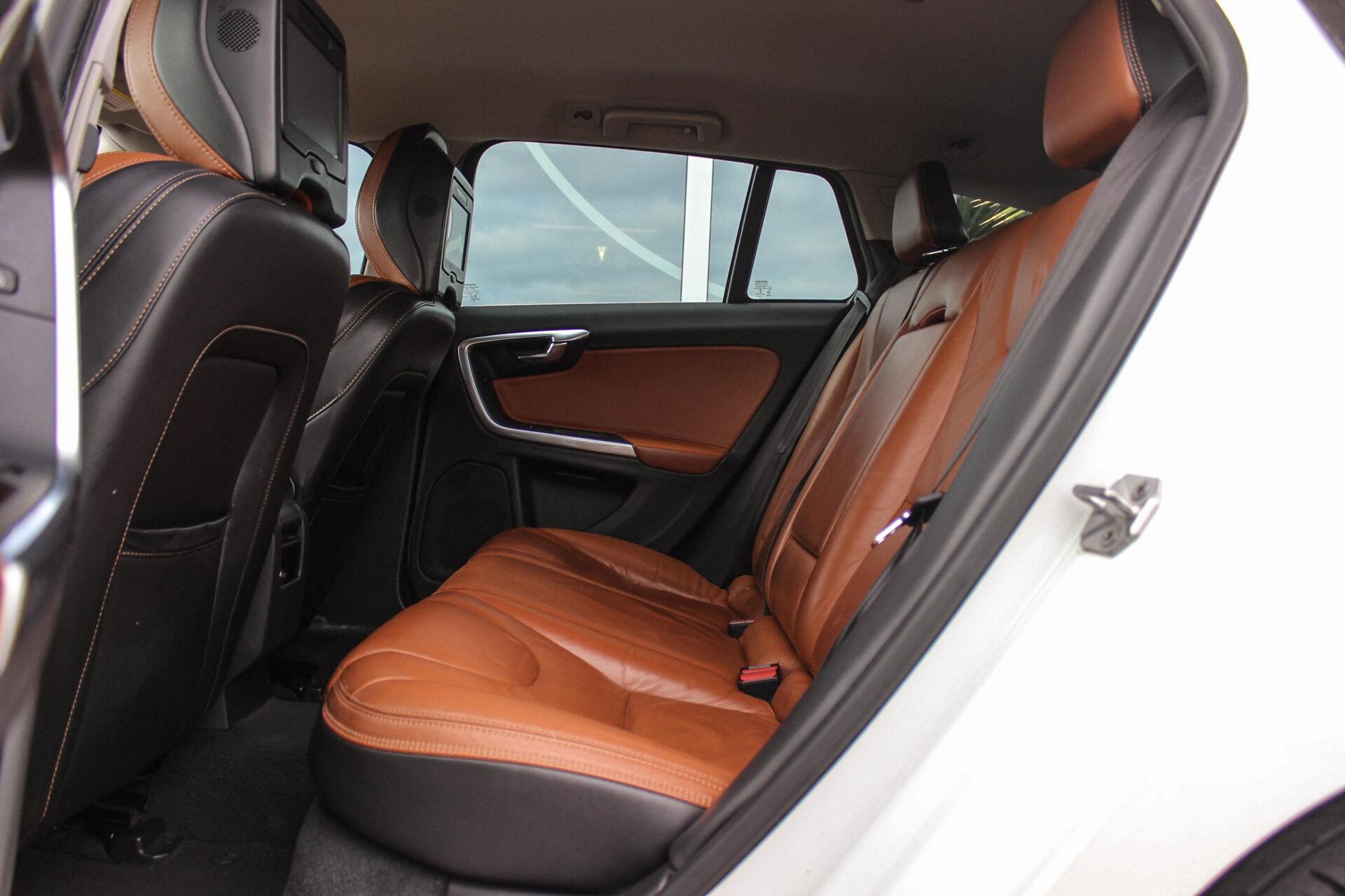 Foto van Volvo V60 Plug In Hybrid