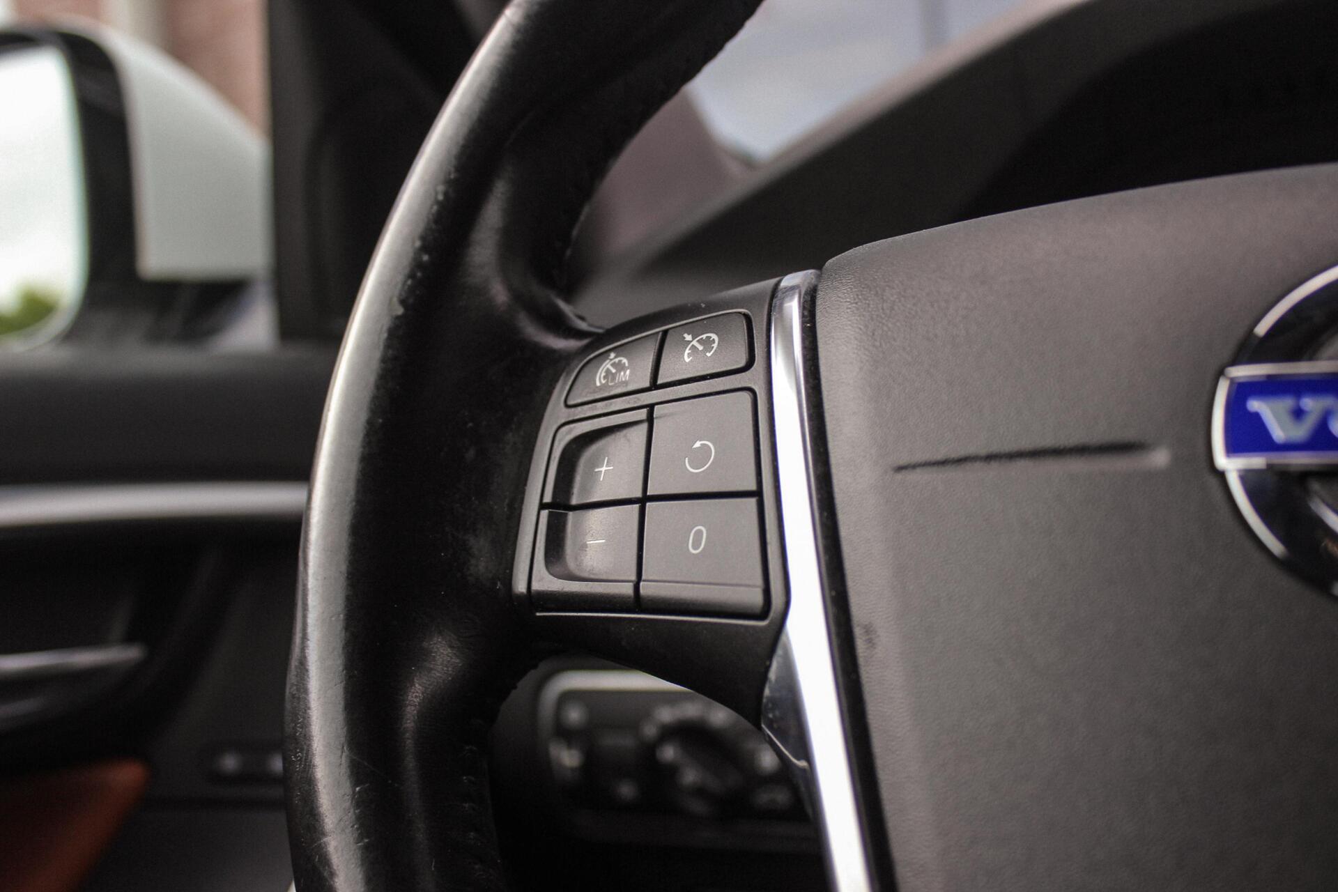 Foto van Volvo V60 Plug In Hybrid