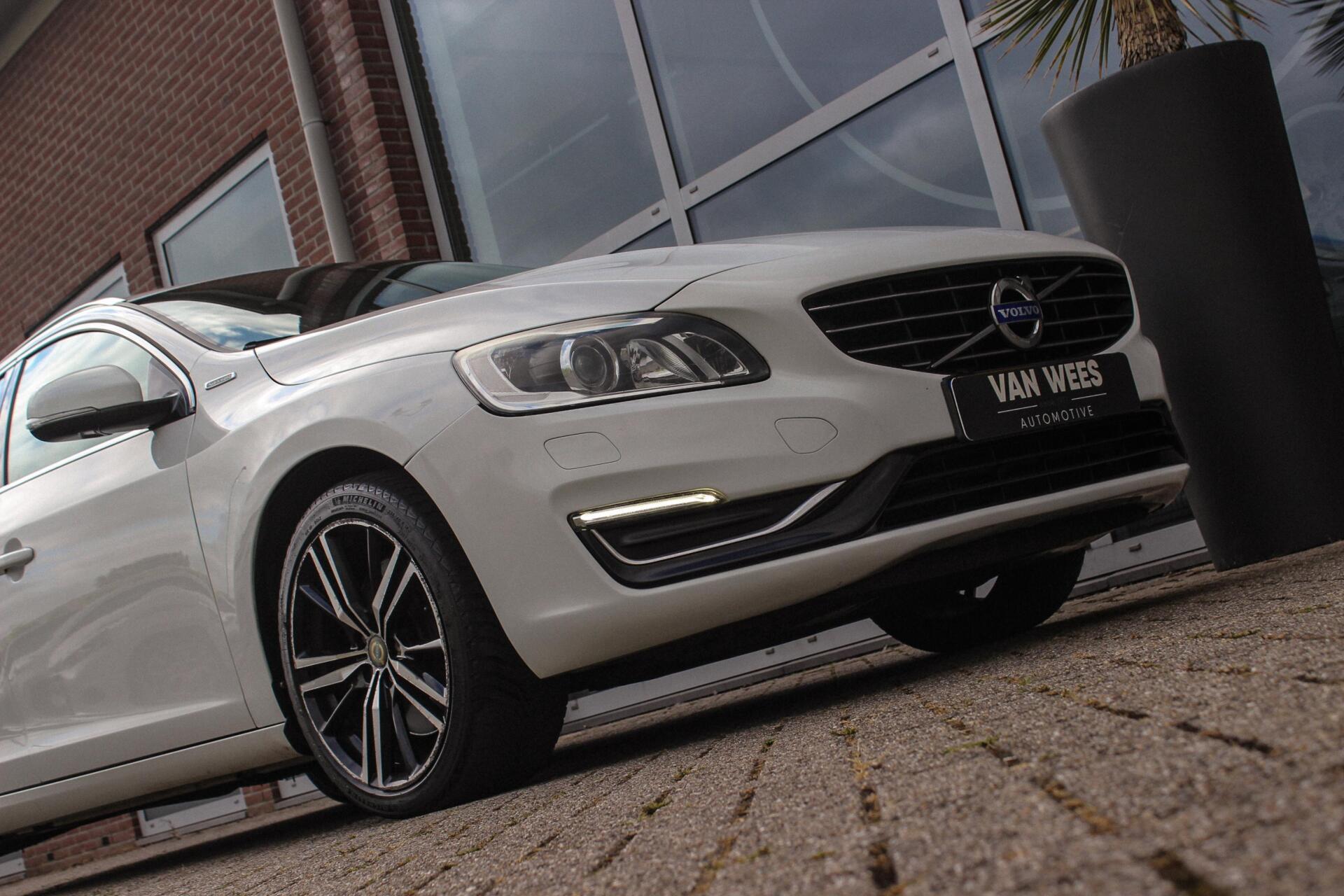 Foto van Volvo V60 Plug In Hybrid