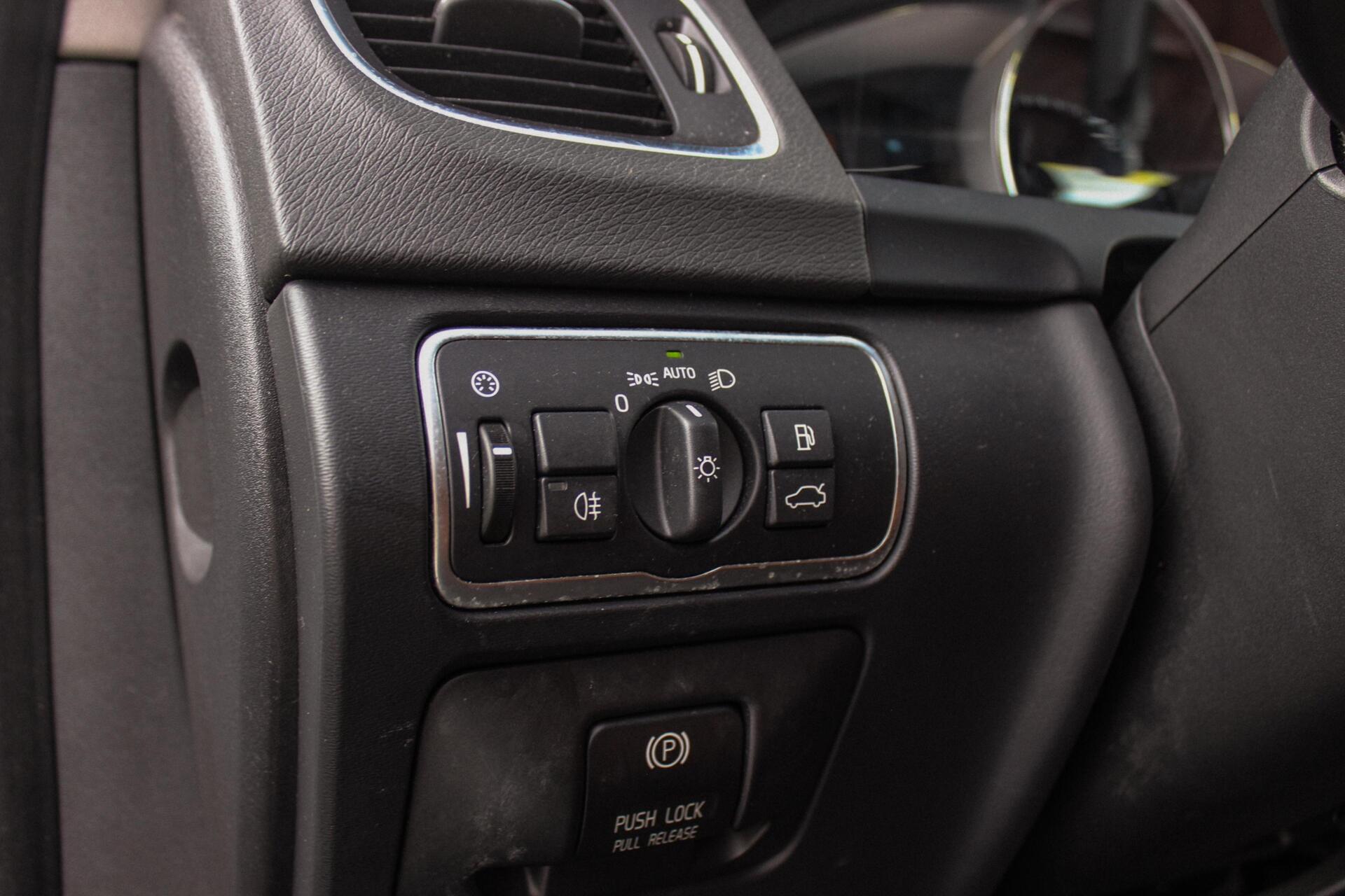 Foto van Volvo V60 Plug In Hybrid