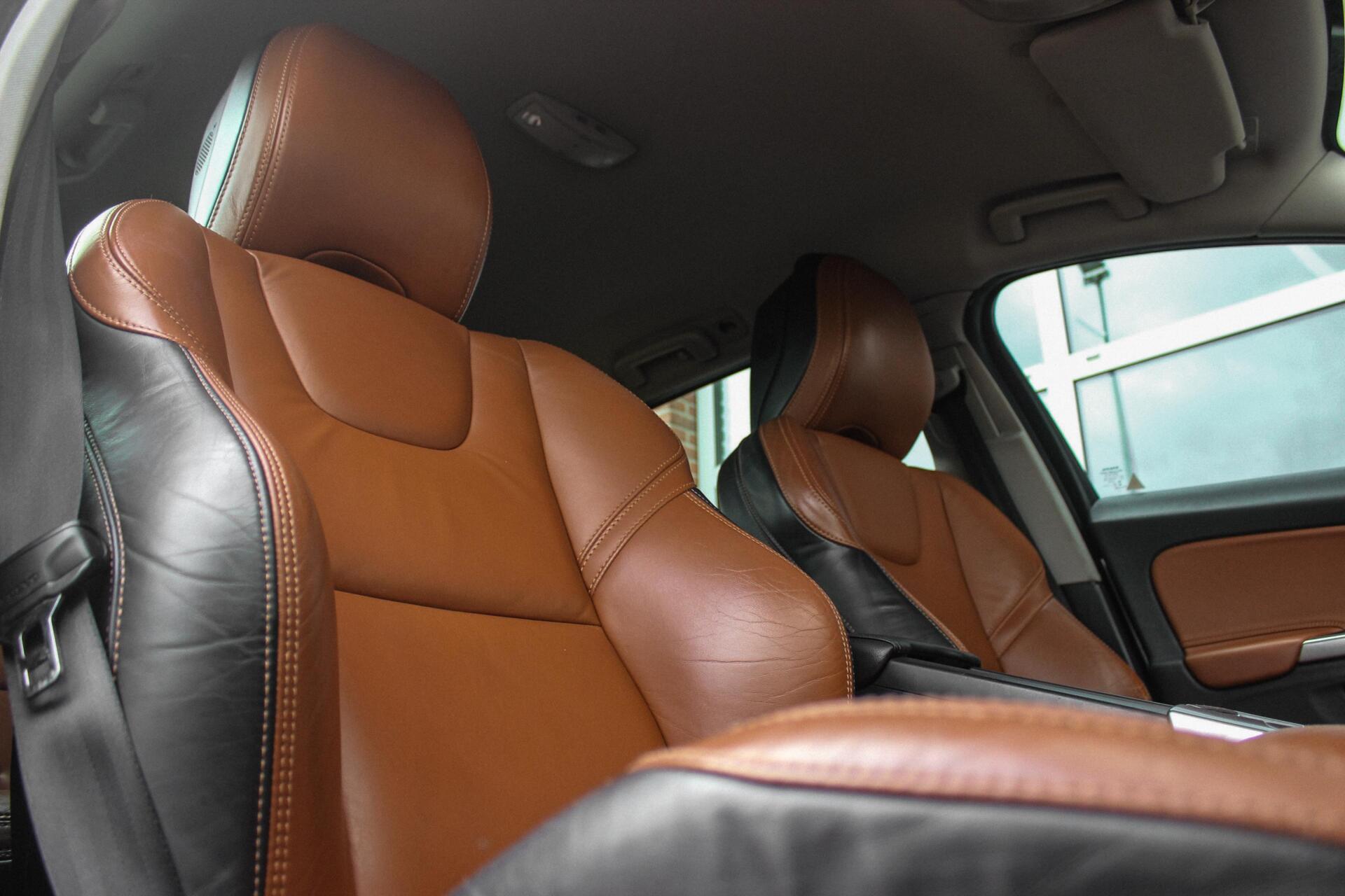 Foto van Volvo V60 Plug In Hybrid