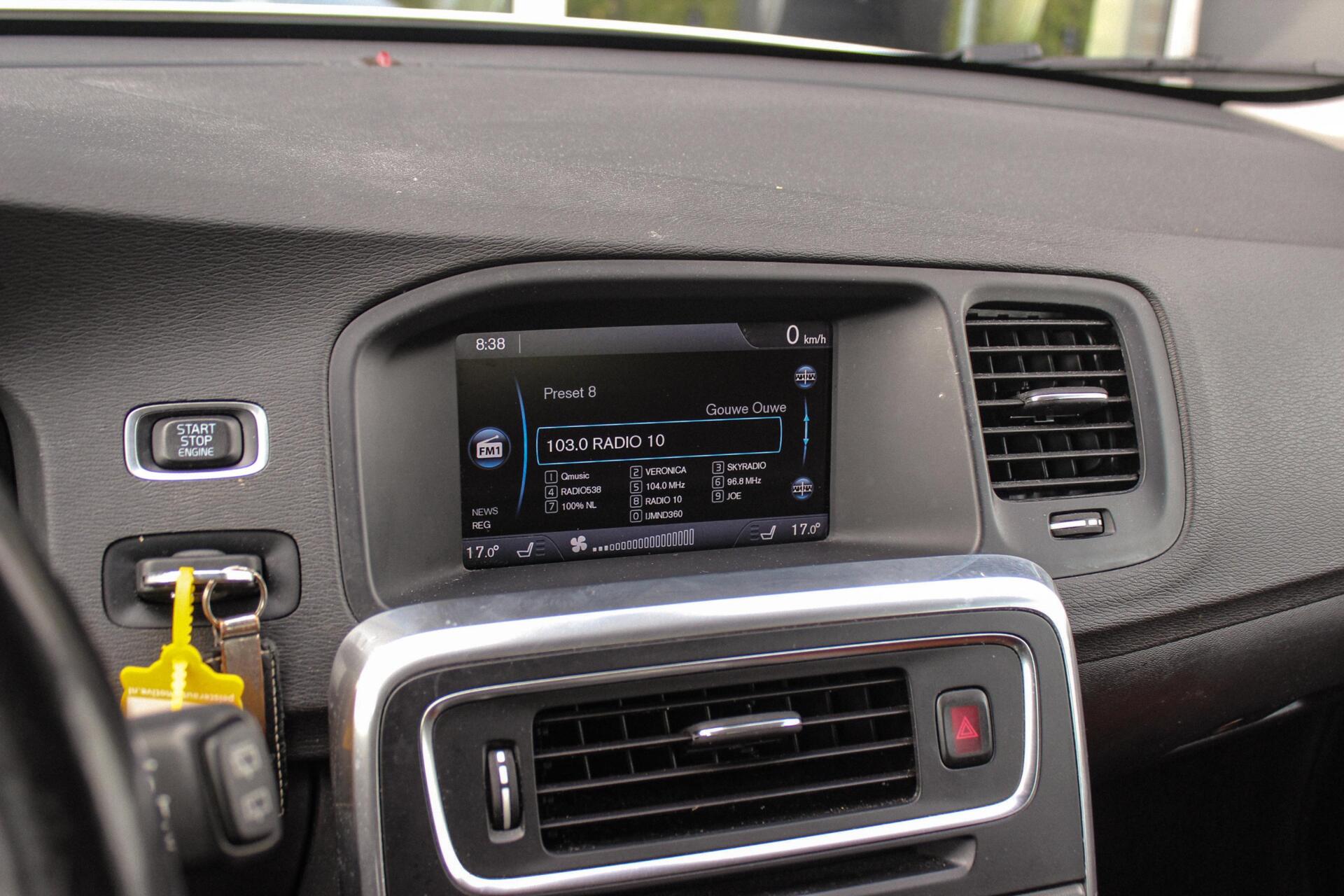 Foto van Volvo V60 Plug In Hybrid