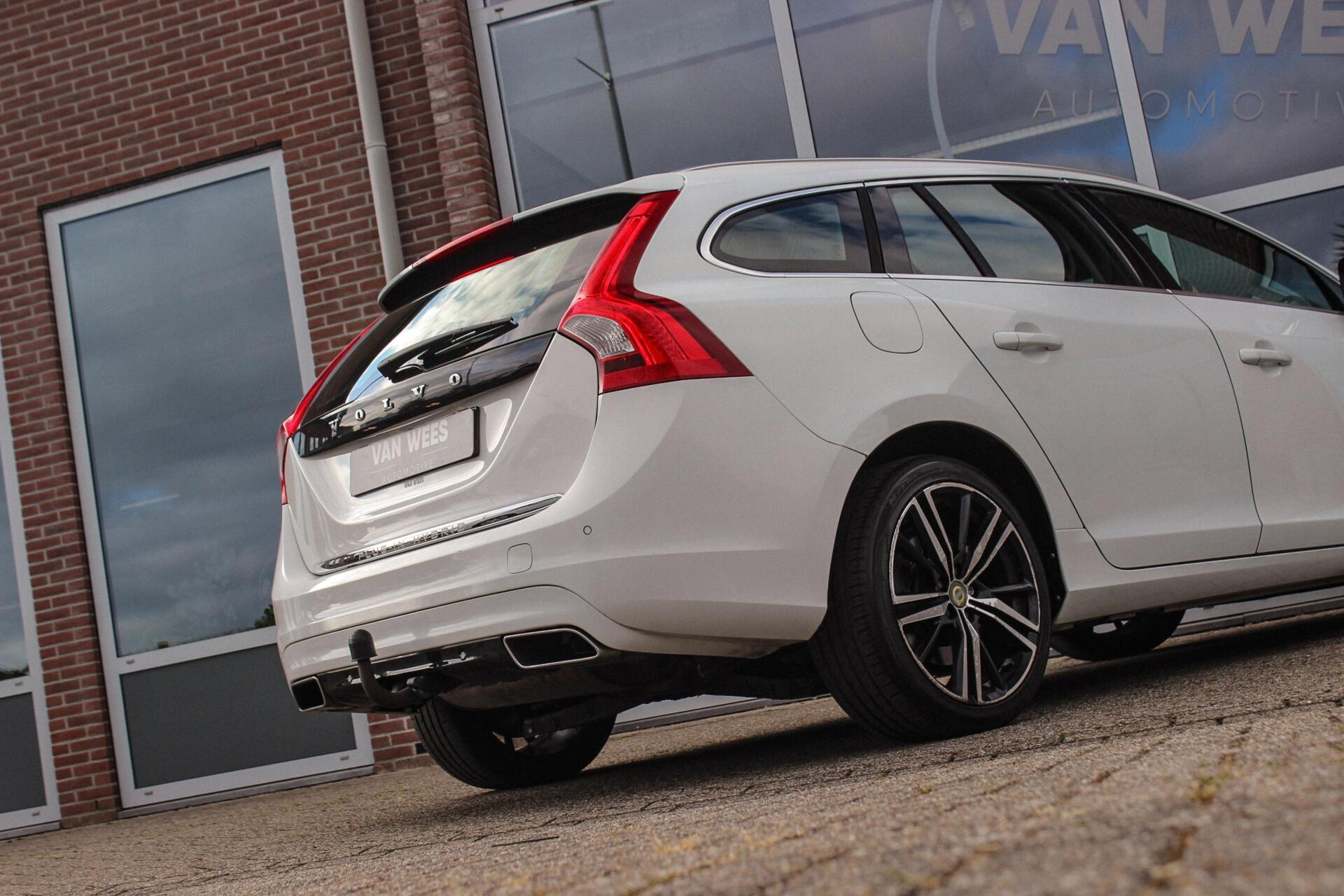 Foto van Volvo V60 Plug In Hybrid