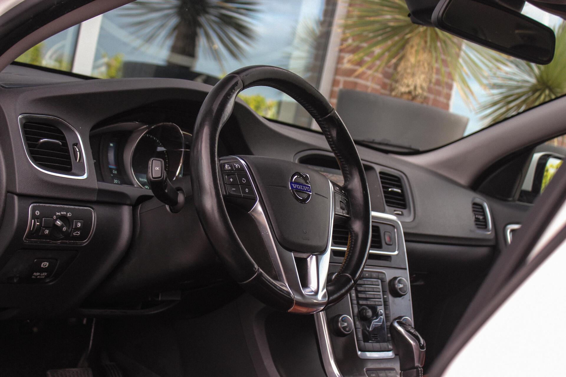 Foto van Volvo V60 Plug In Hybrid