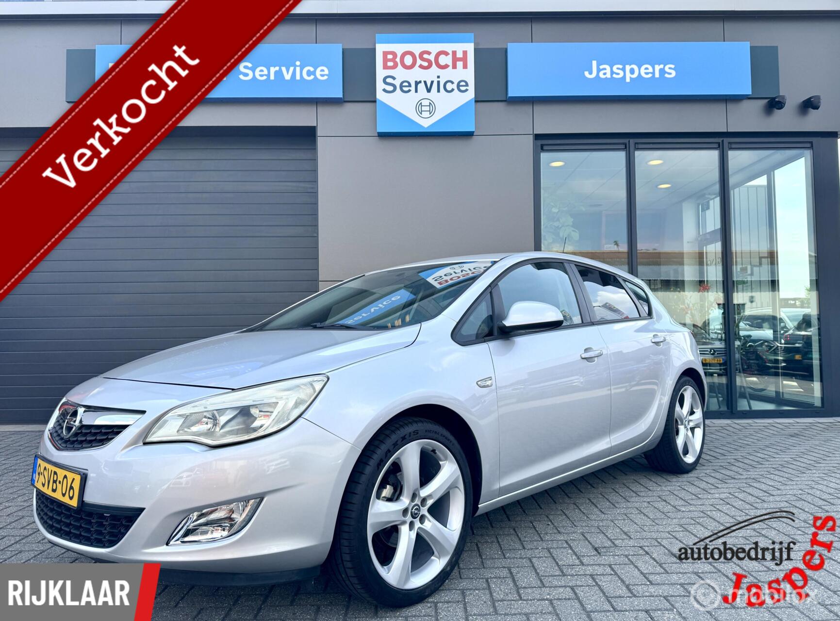 Opel Astra 1.4 Edition 2011 - voorkant