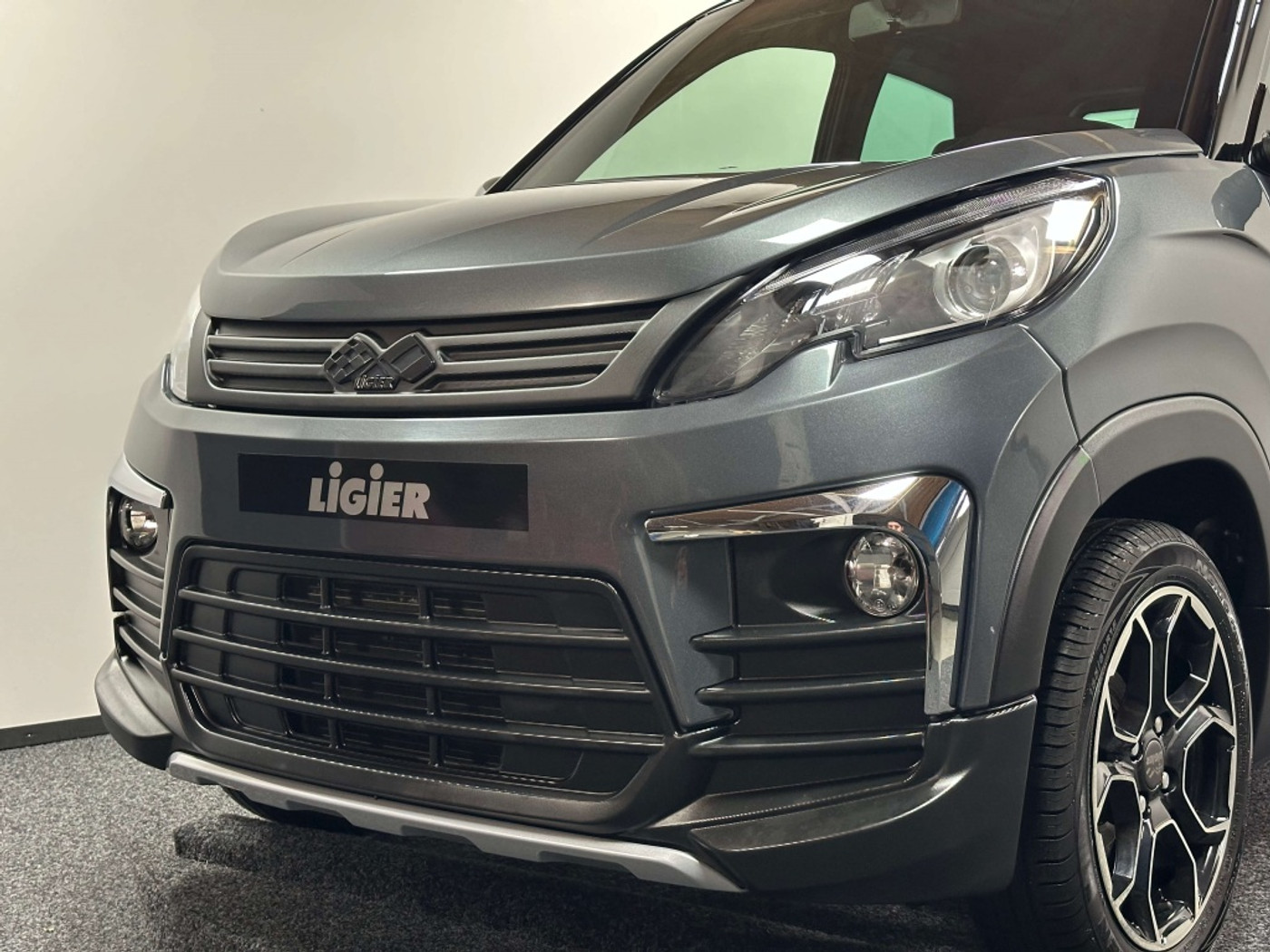 Foto van Ligier Js60