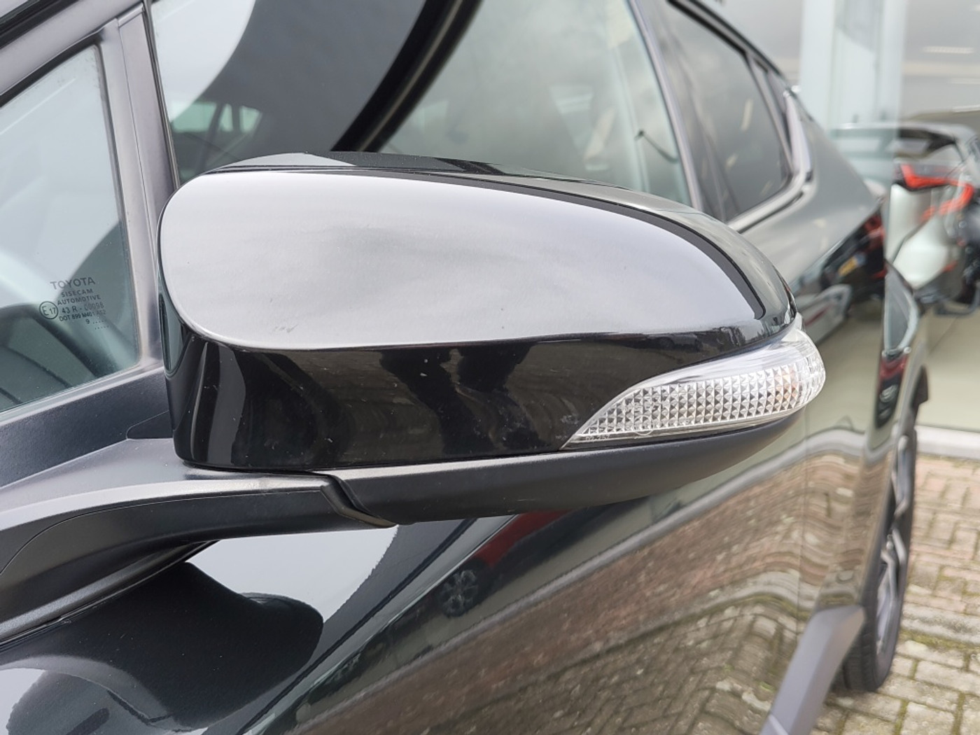 Foto van Toyota Toyota C-hr