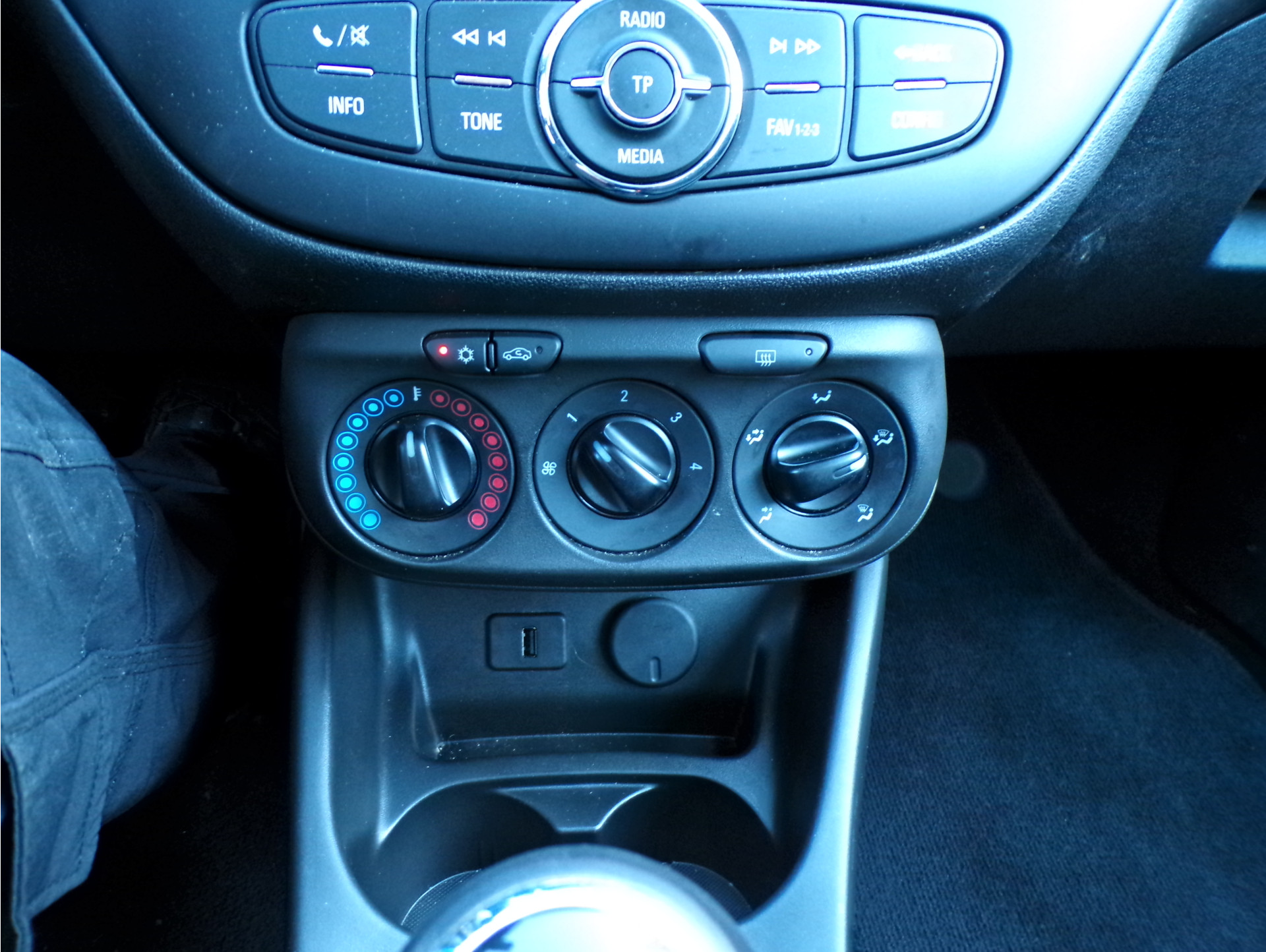 Foto van Opel Corsa-e
