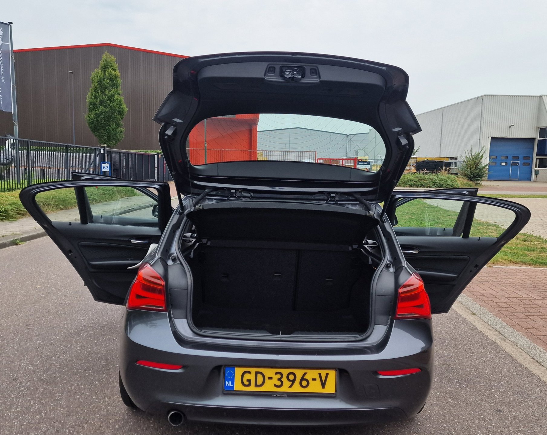 Foto van BMW 116d Efficient Dynamics
