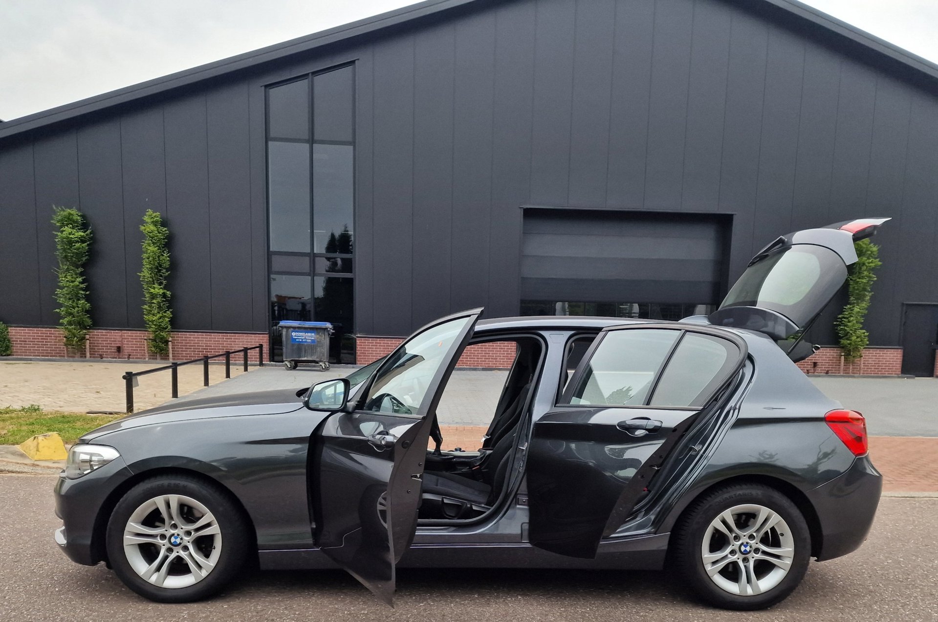 Foto van BMW 116d Efficient Dynamics
