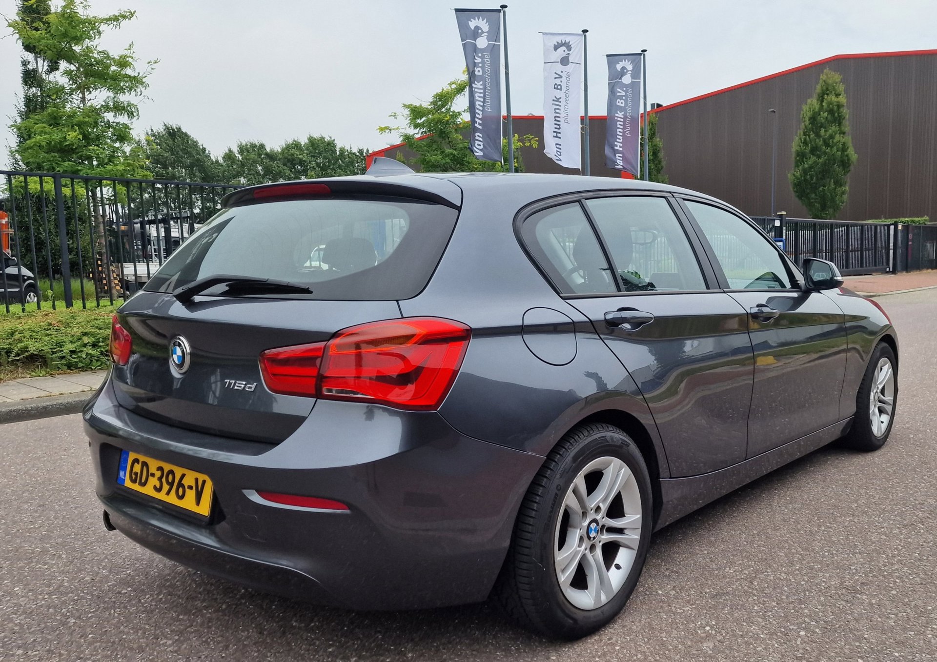 Foto van BMW 116d Efficient Dynamics